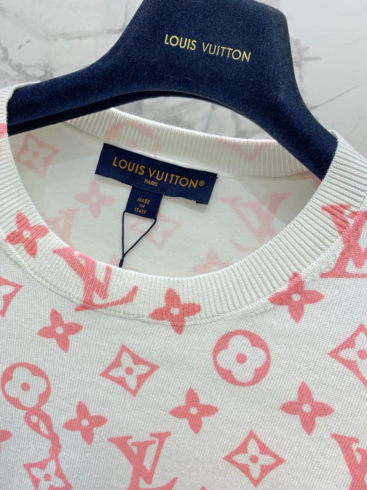 LV 26S SHORT-SLEEVED SWEATER STYLE 187