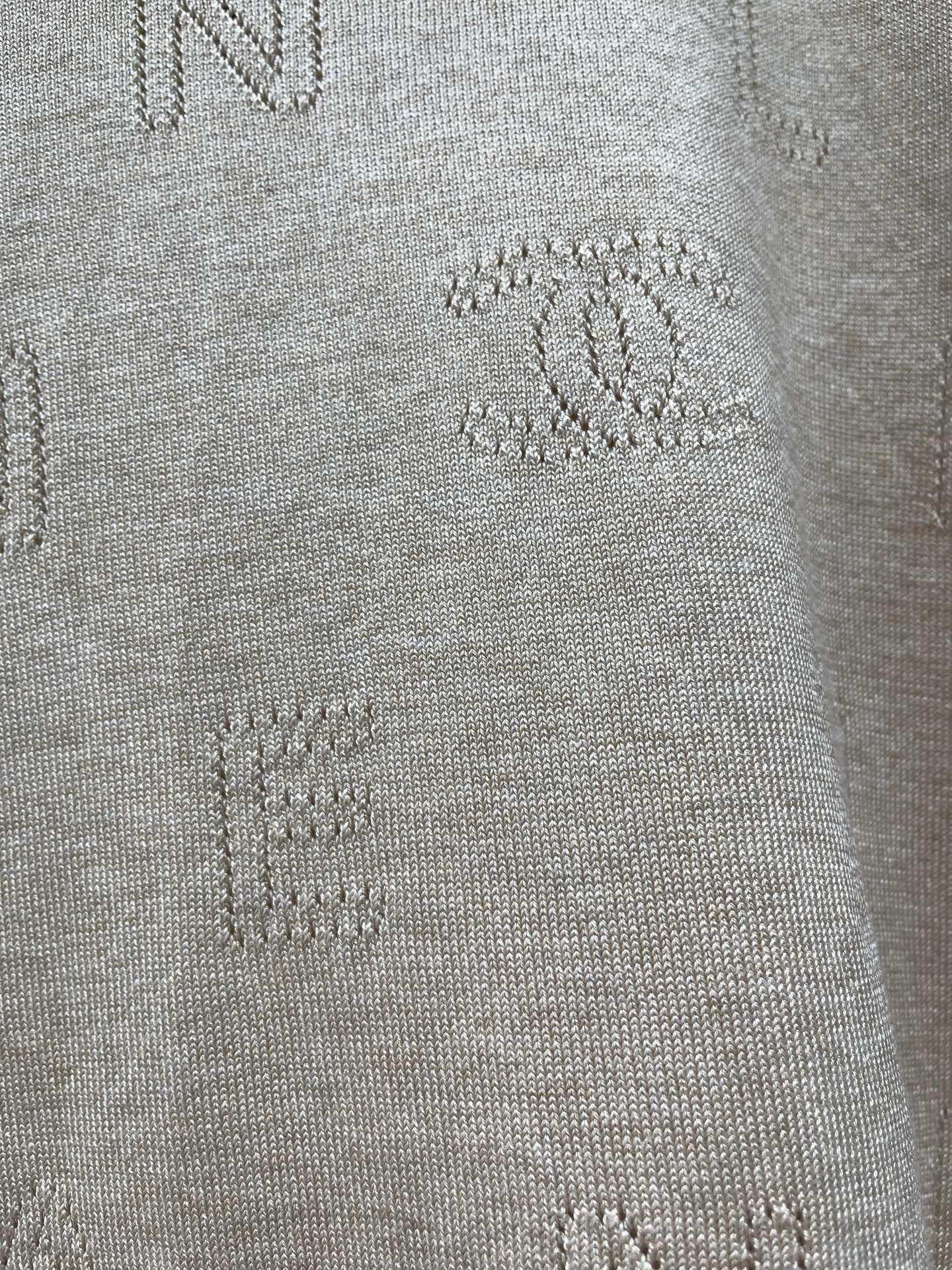 CHANEL 26S SHORT-SLEEVED KNIT SHIRT STYLE 1163