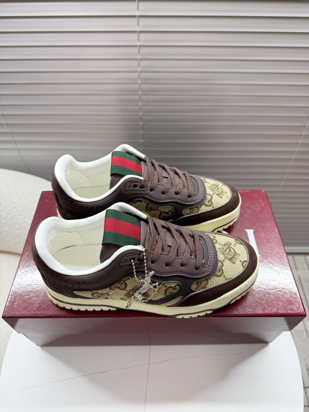 GUCCI 26S MAC80 SNEAKER IN BEIGE CANVAS AND DARK BROWN LEATHER