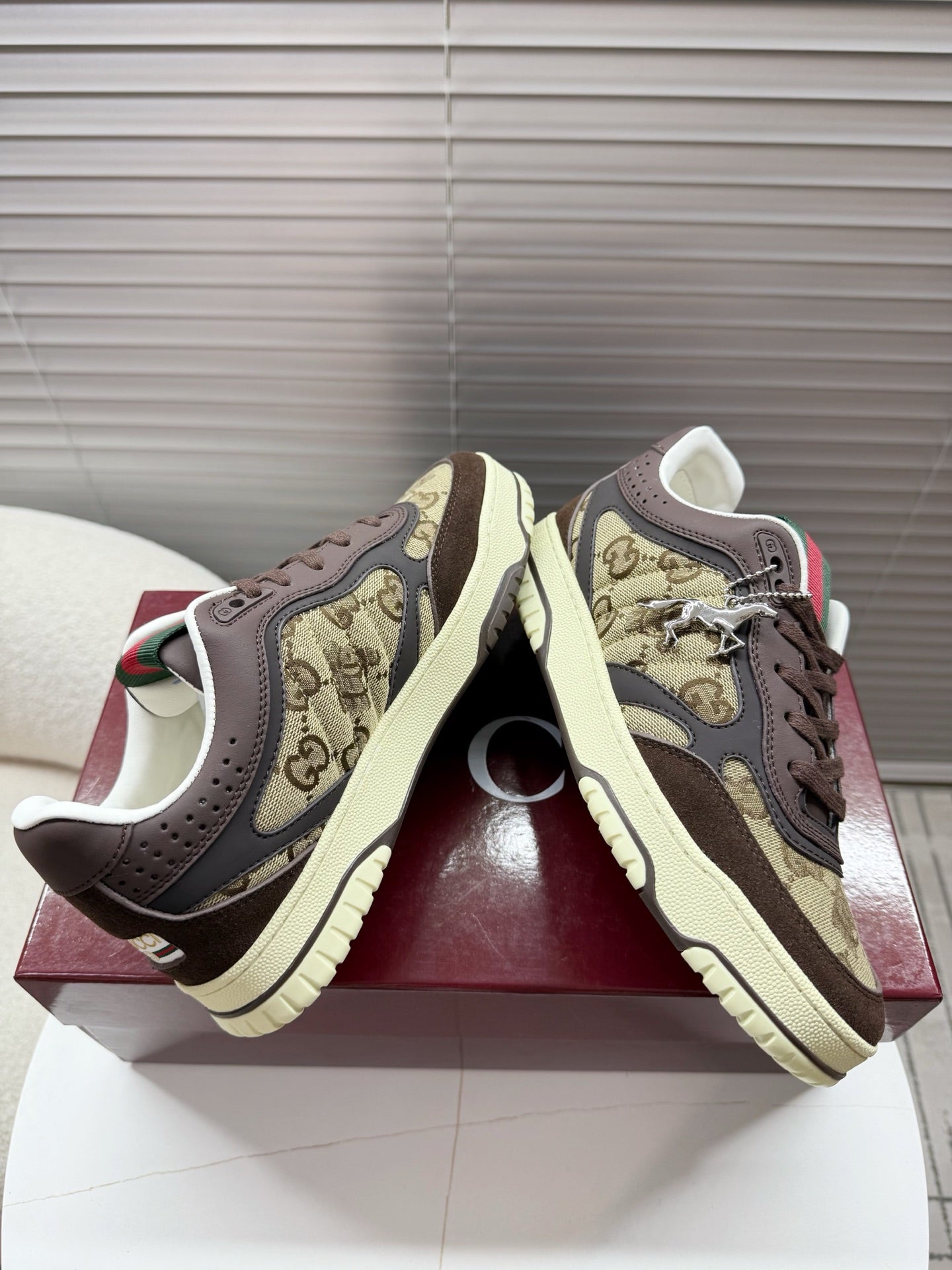 GUCCI 26S MAC80 SNEAKER IN BEIGE CANVAS AND DARK BROWN LEATHER