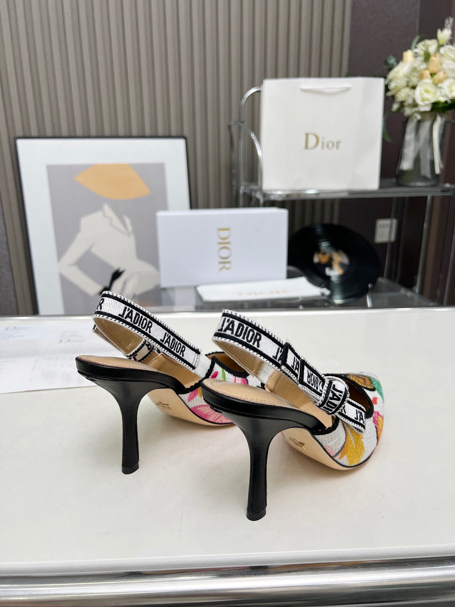 J'ADIOR SLINGBACK PUMP COLORFUL NATURAL RAFFIA AND EMBROIDERED COTTON 10 CM 130857