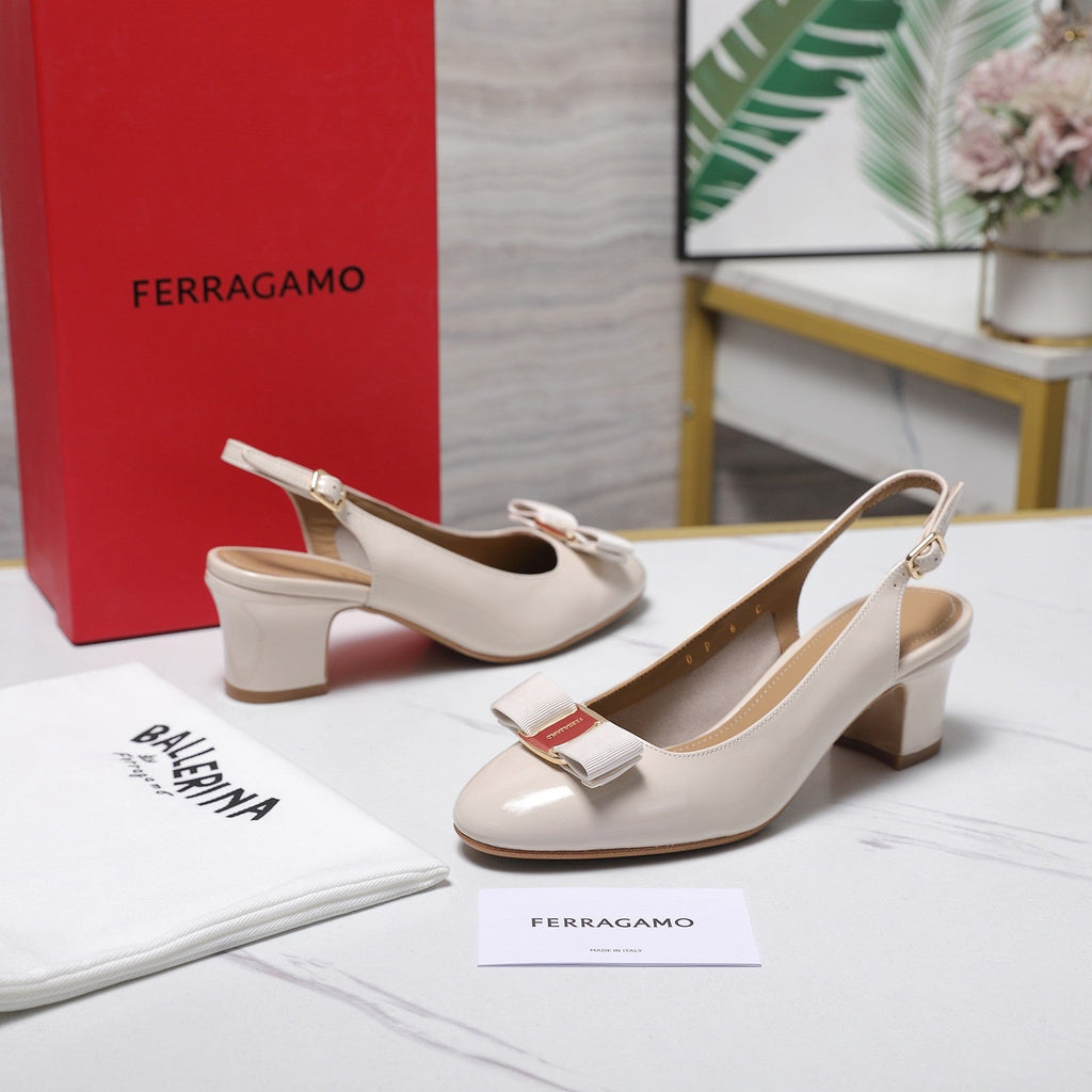 LV 26S SLINGBACK PUMPS 55MM IN NUDE BEIGE PATENT CALFSKIN WITH BOW