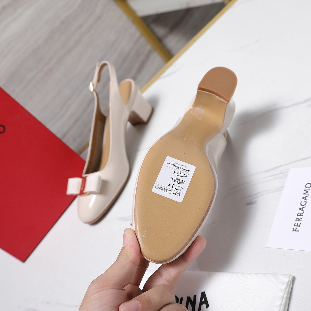 LV 26S SLINGBACK PUMPS 55MM IN NUDE BEIGE PATENT CALFSKIN WITH BOW