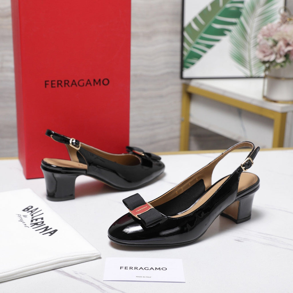 LV 26S SLINGBACK PUMPS 55MM IN BLACK PATENT CALFSKIN WITH BOW
