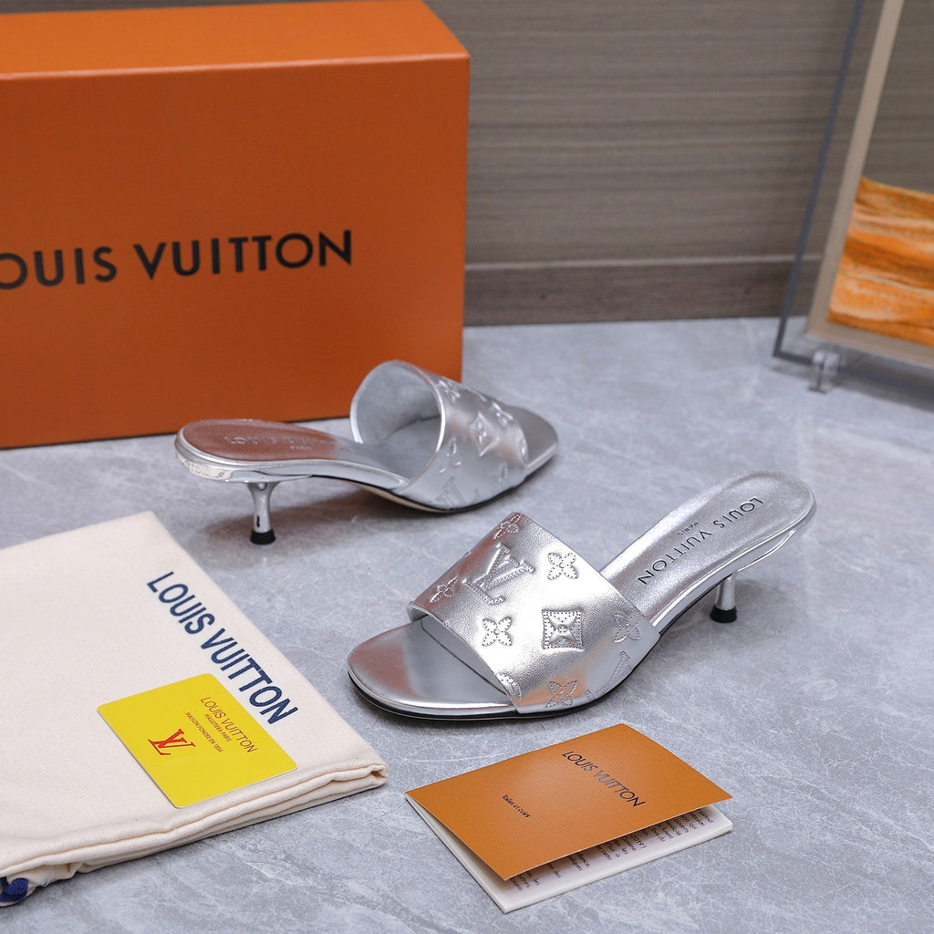 LV 26S 6AM MULE 55MM IN SILVER CALFSKIN EMBOSSED MONOGRAM LOGO