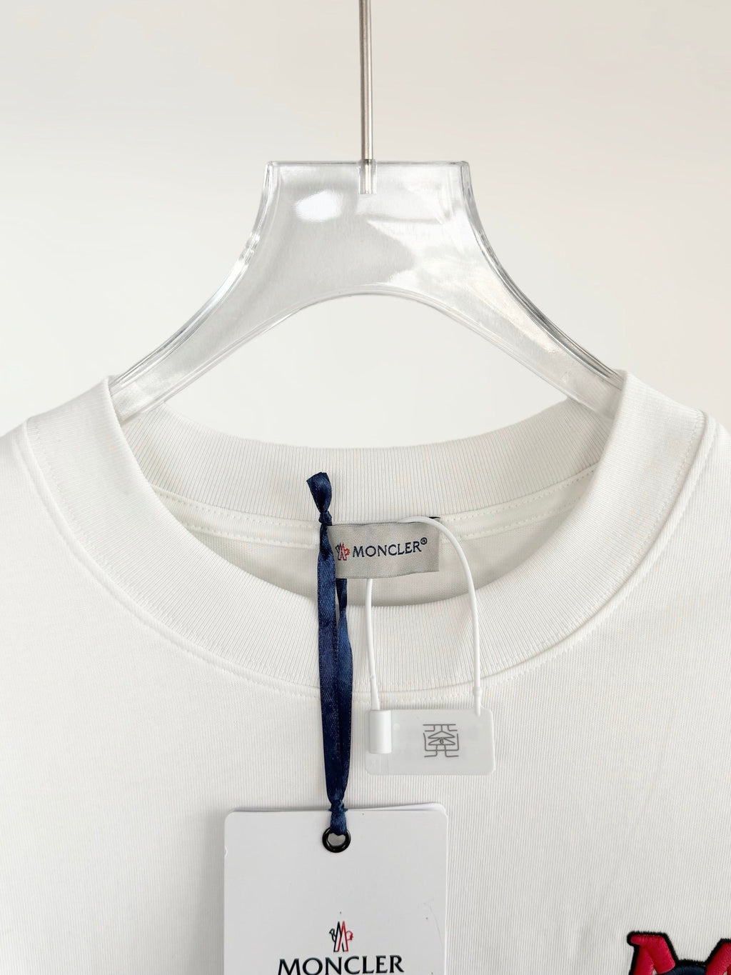MONCLER 26S T-SHIRT 519