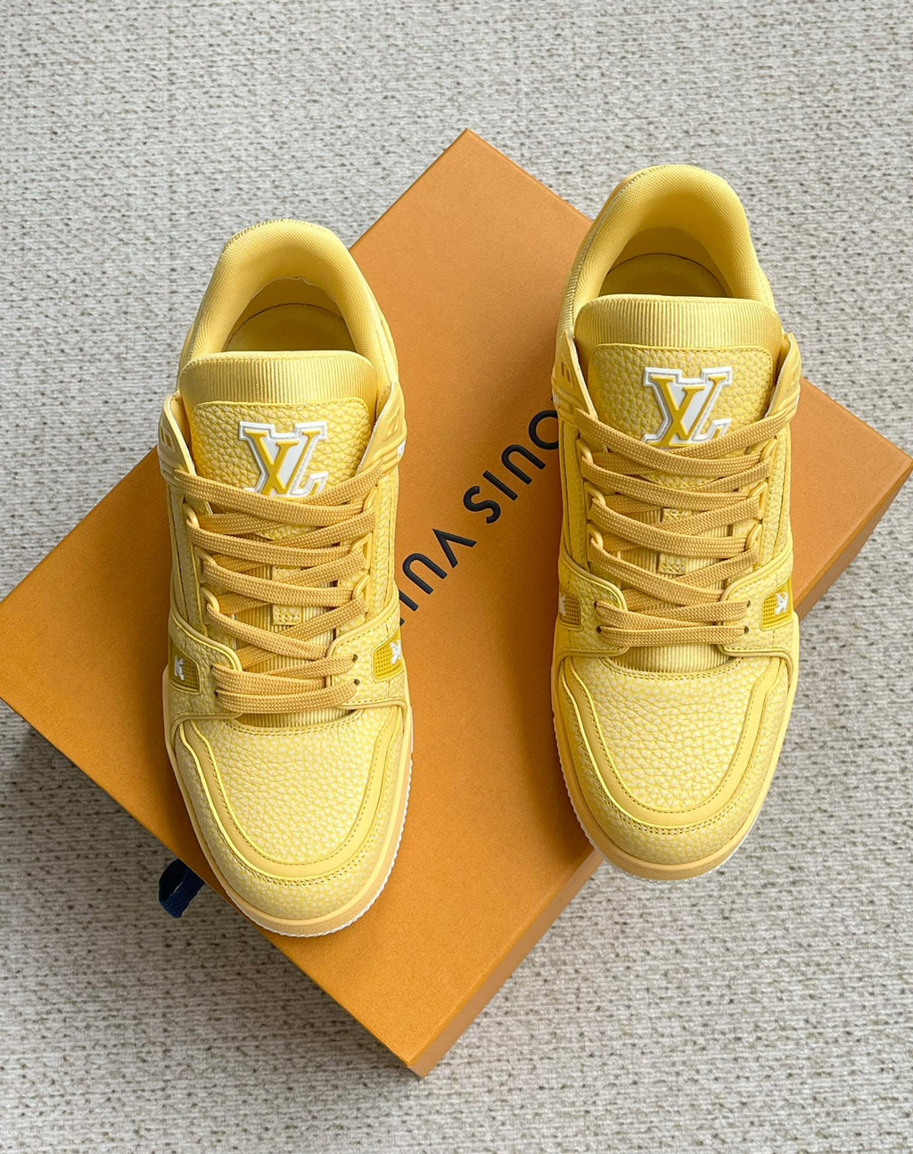 LV TRAINER SHOES LIGHT YELLOW GRAINED CALFSKIN