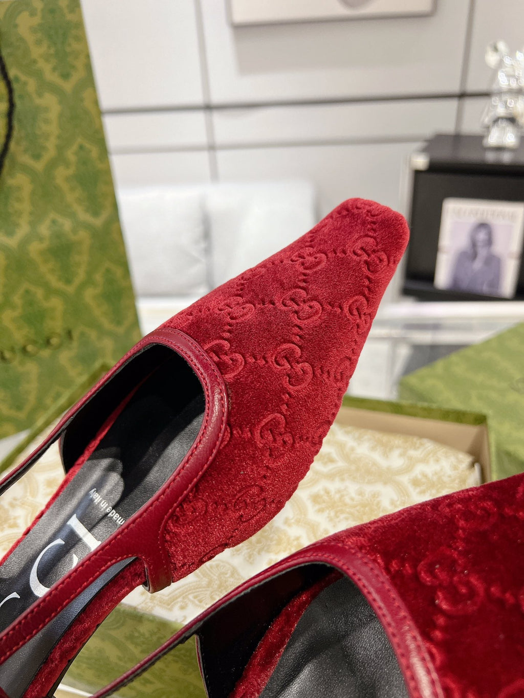 SLINGBACK FLATS IN CHERRY RED VELVET