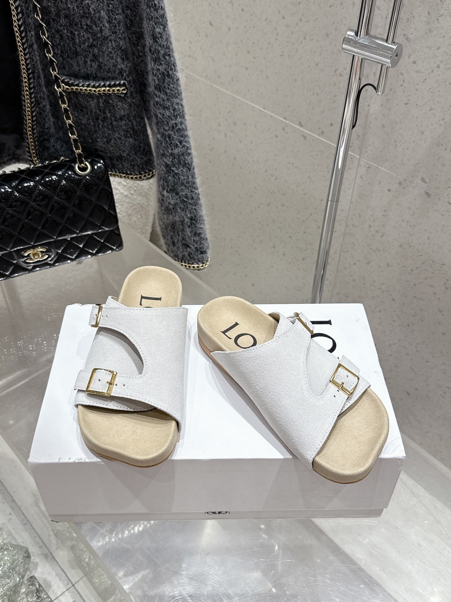 LOEWE 26S EASE SLIDE IN WHITE SUEDE