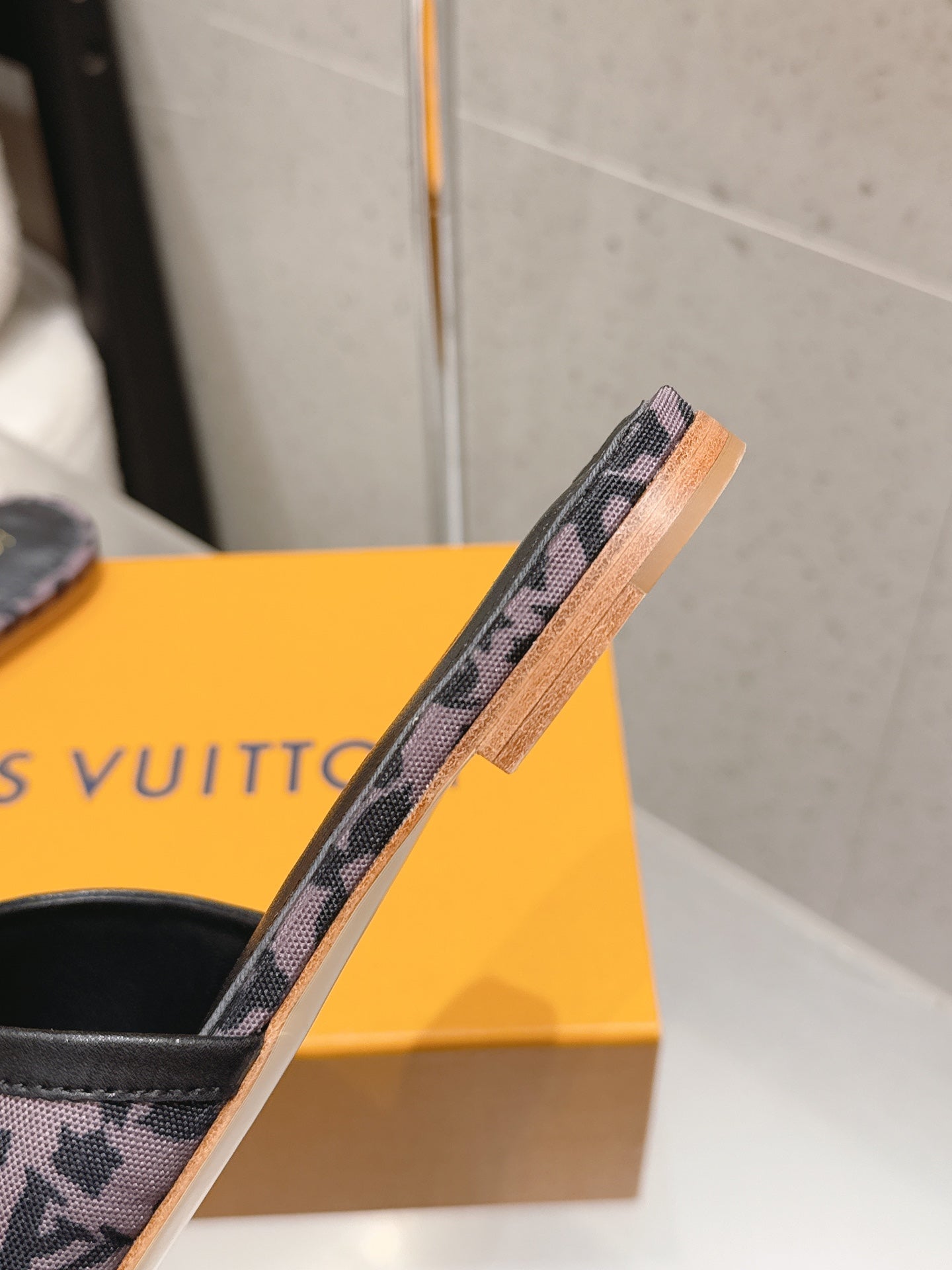 LV 26S FLAT MULE SANDALS IN PURPLE BLACK MONOGRAM CANVAS WITH CALFSKIN BOW