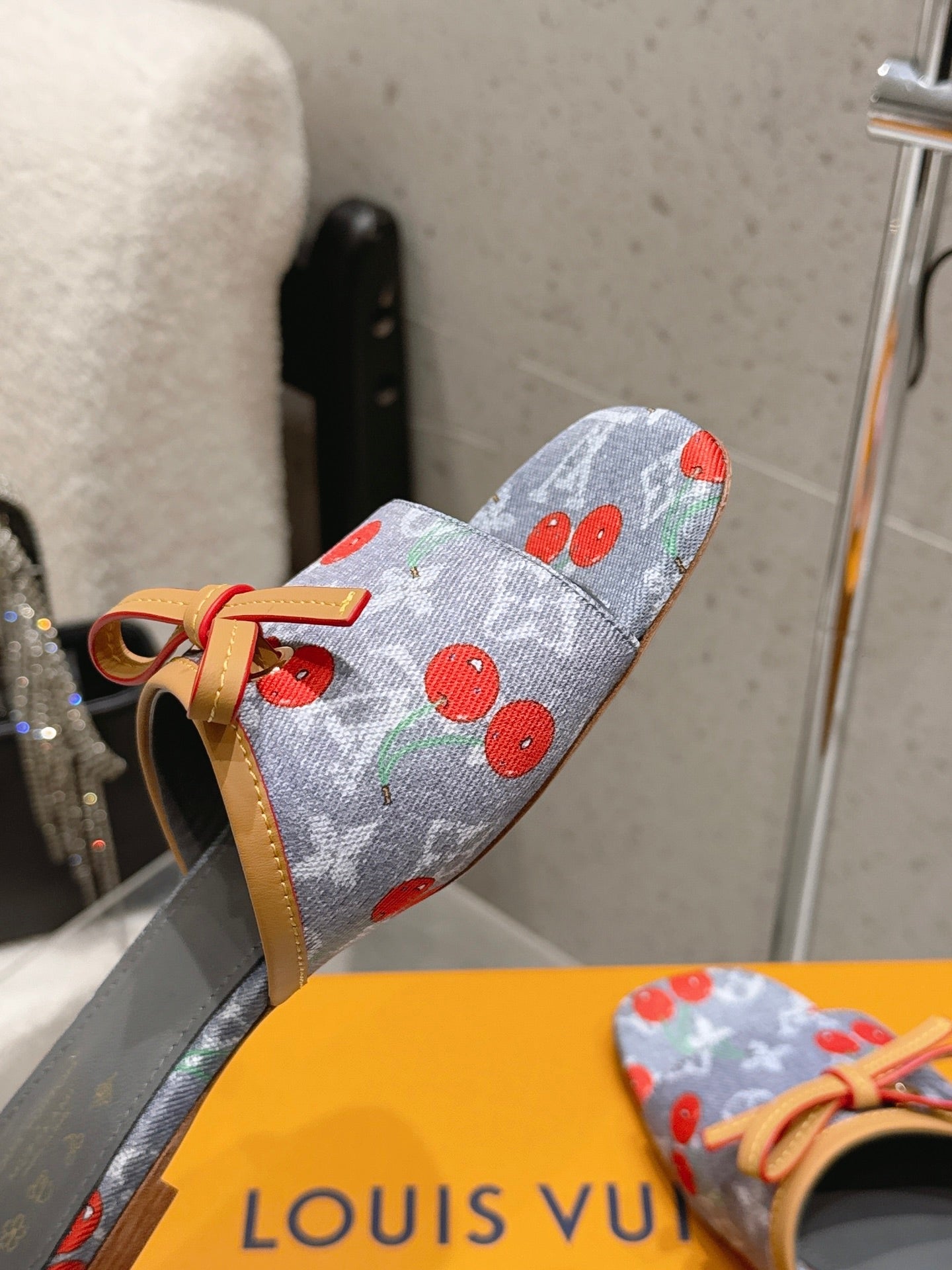 LV 26S FLAT MULE SANDALS IN GREY MONOGRAM DENIM WITH CHERRY PRINT
