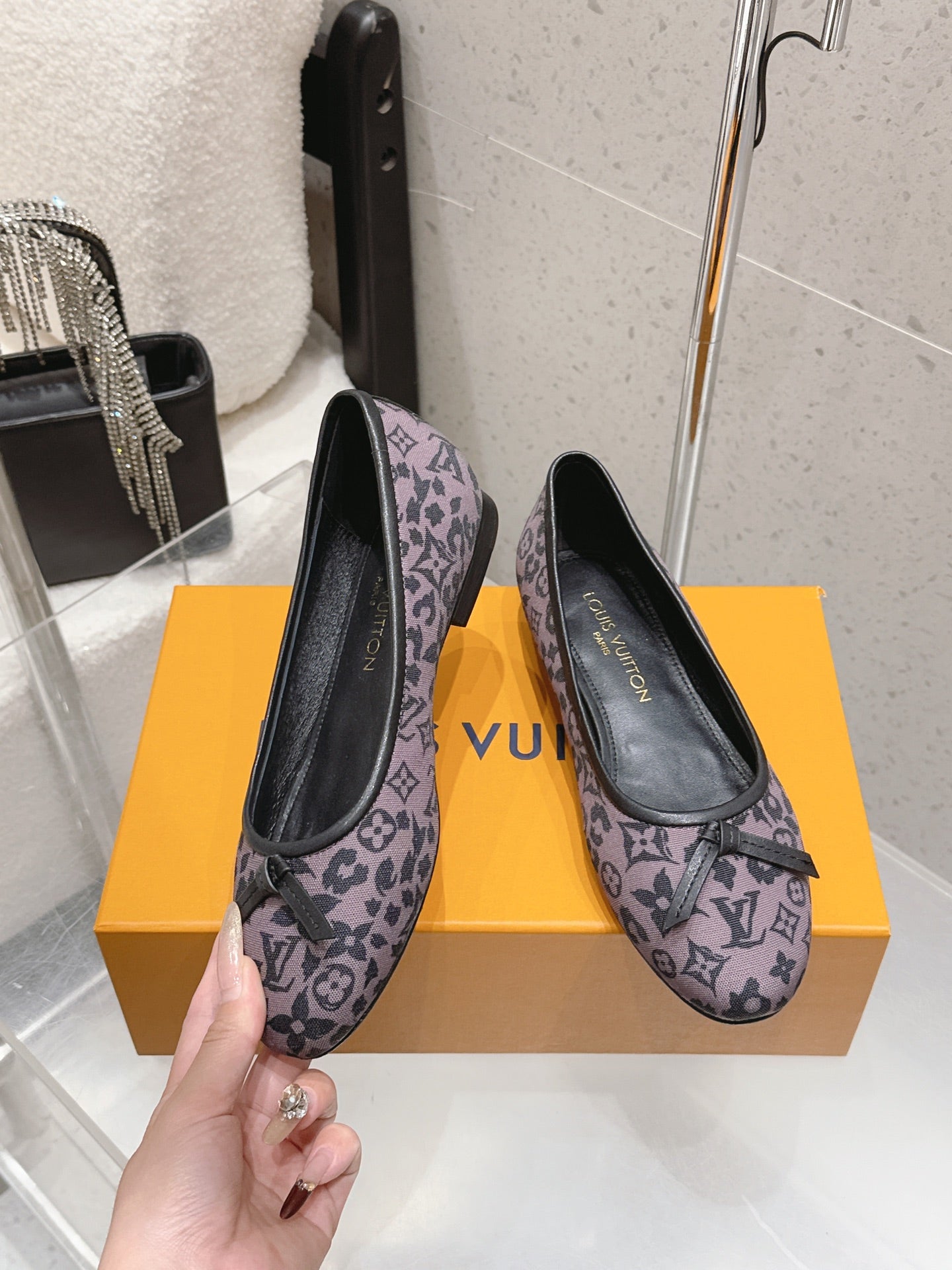 LV 26S BALLET FLATS IN PURPLE BLACK MONOGRAM CANVAS WITH BEIGE CALFSKIN BOW