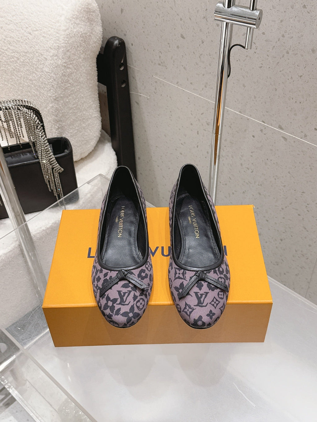 LV 26S BALLET FLATS IN PURPLE BLACK MONOGRAM CANVAS WITH BEIGE CALFSKIN BOW