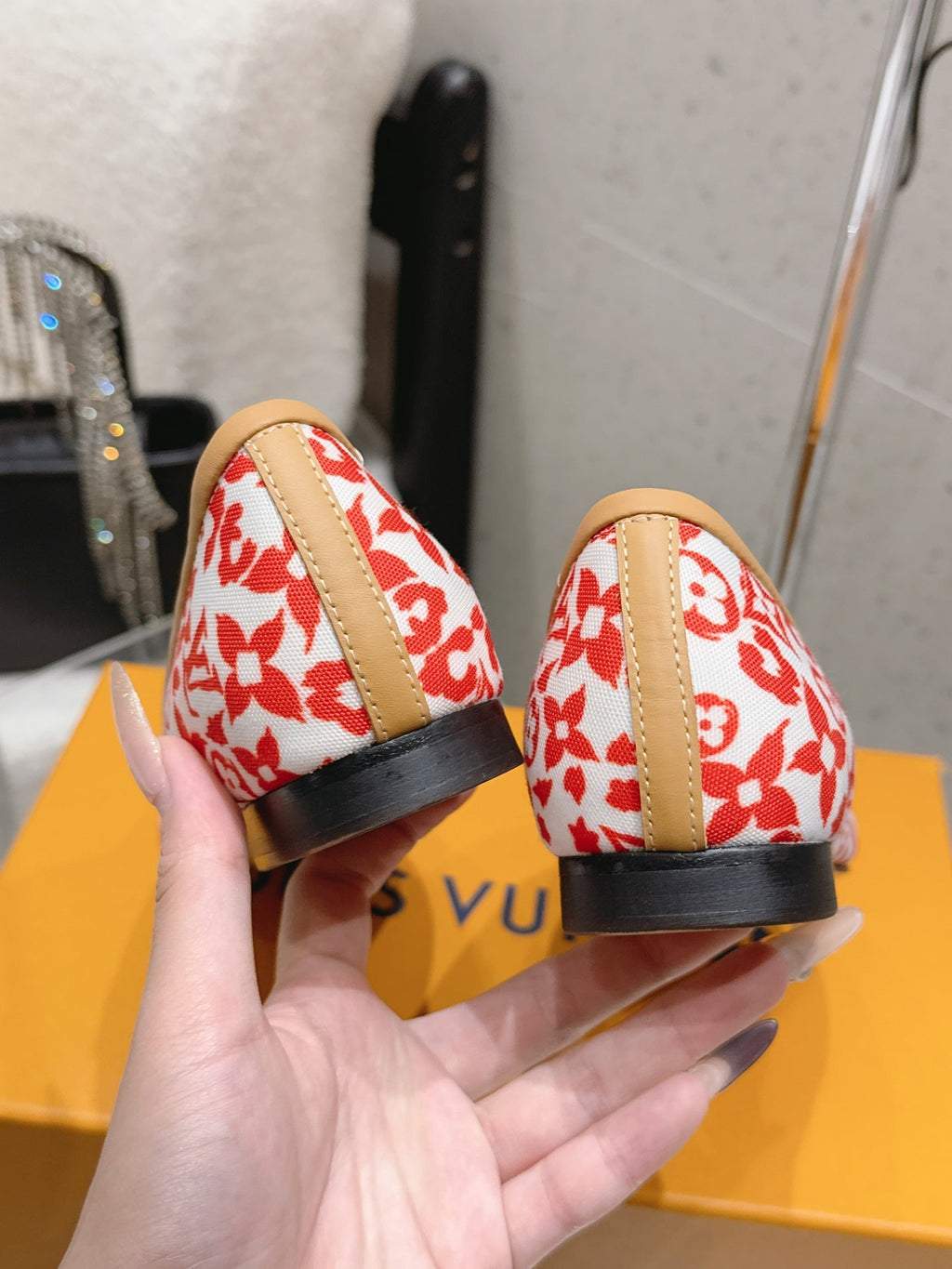 LV 26S BALLET FLATS IN WHITE RED MONOGRAM CANVAS WITH BEIGE CALFSKIN BOW