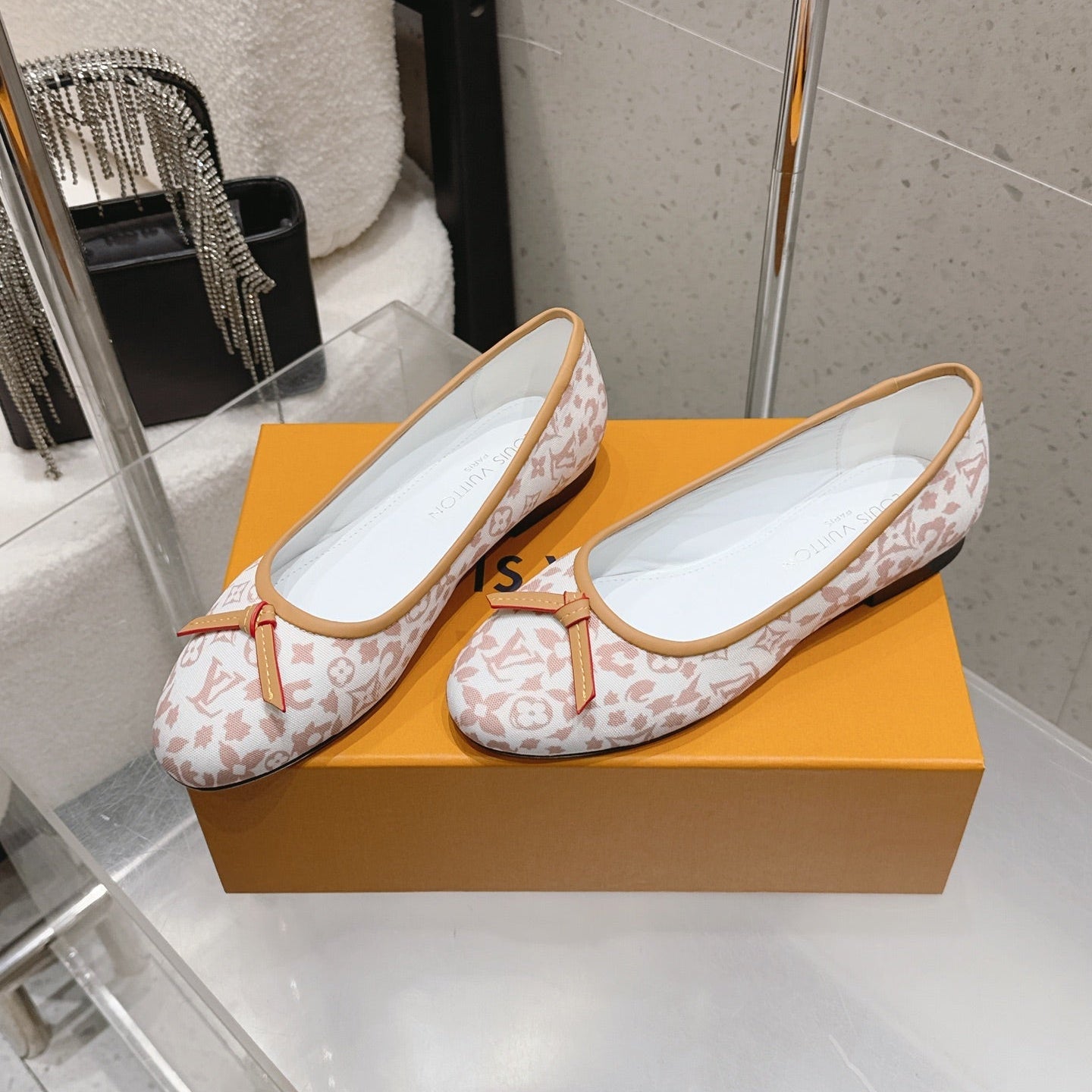 LV 26S BALLET FLATS IN WHITE PINK MONOGRAM CANVAS WITH BEIGE CALFSKIN BOW