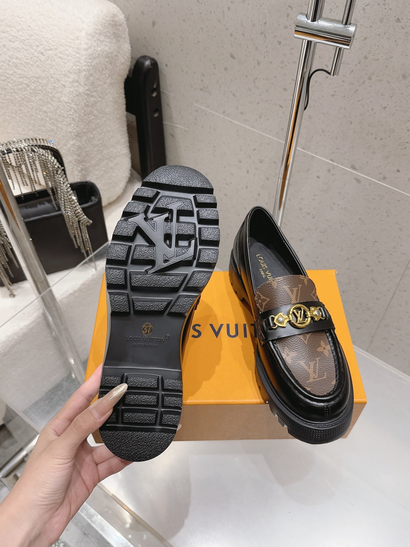 LV 26S PLATFORM LOAFERS IN BLACK CALFSKIN AND BROWN MONOGRAM CANVAS GOLD HARDWARE