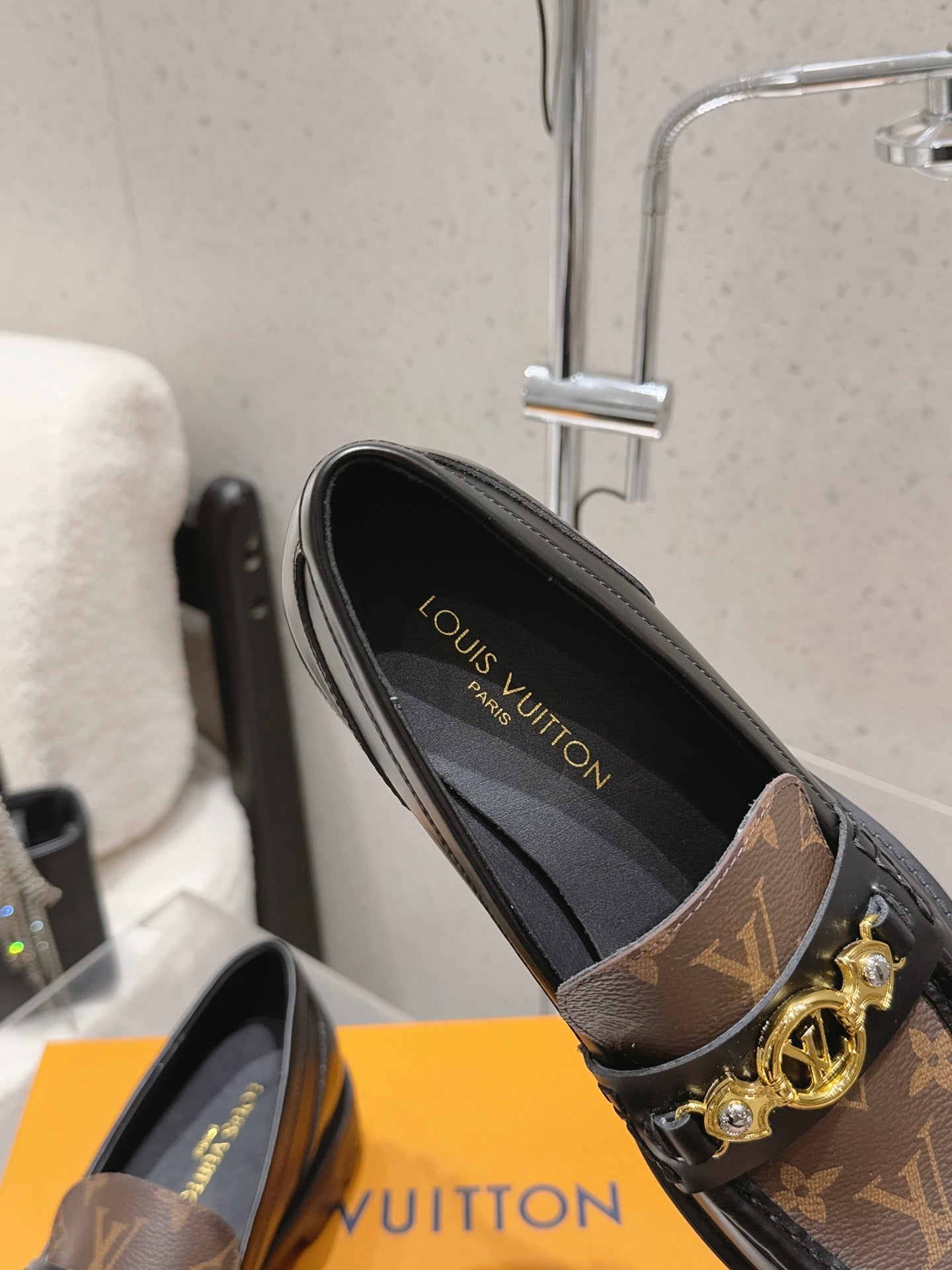 LV 26S PLATFORM LOAFERS IN BLACK CALFSKIN AND BROWN MONOGRAM CANVAS GOLD HARDWARE