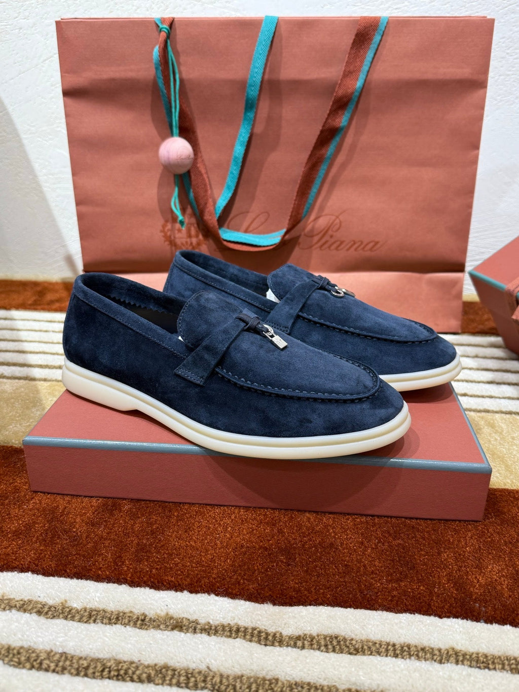 LP SUMMER CHARMS WALK LOAFERS IN NAVY BLUE SUEDE
