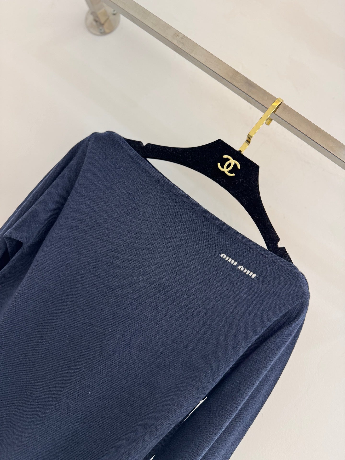 MIUMIU KNIT TOP STYLE 180