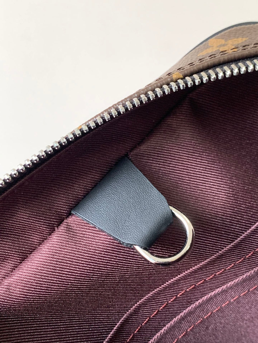 LV 25S PORTE- DOCUMENTS VOYAGE 41 IN BROWN AND BLACK EMBOSSED DAMIER INFINI CALFSKIN