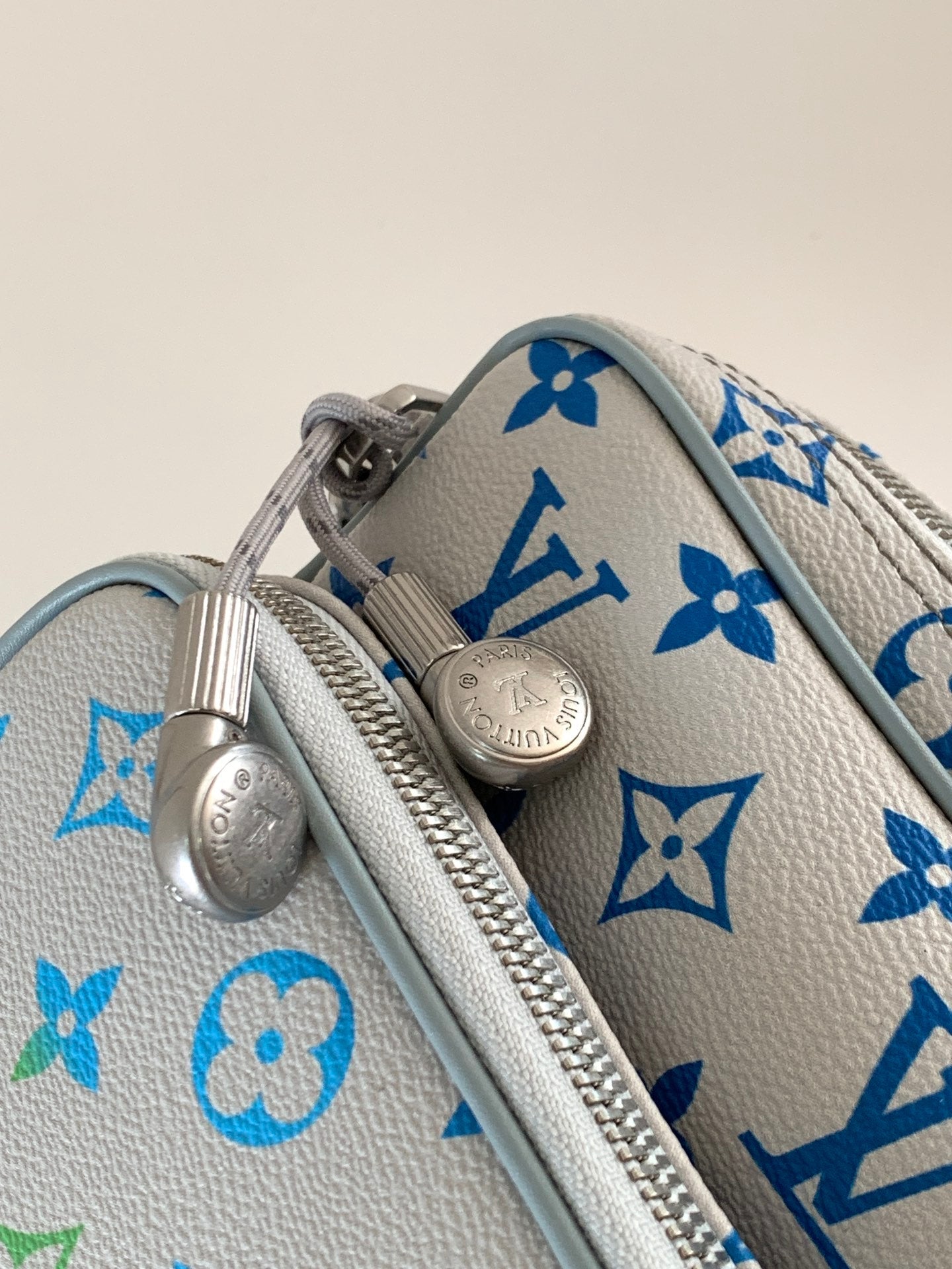 LV 25S NIL BAG 25 IN LIGHT BLUE MONOGRAM CANVAS AND CALFSKIN SILVER HARDWARE