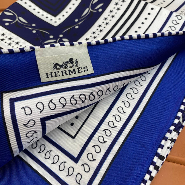 HERMES 25S SCARF 90 IN SILK 718485