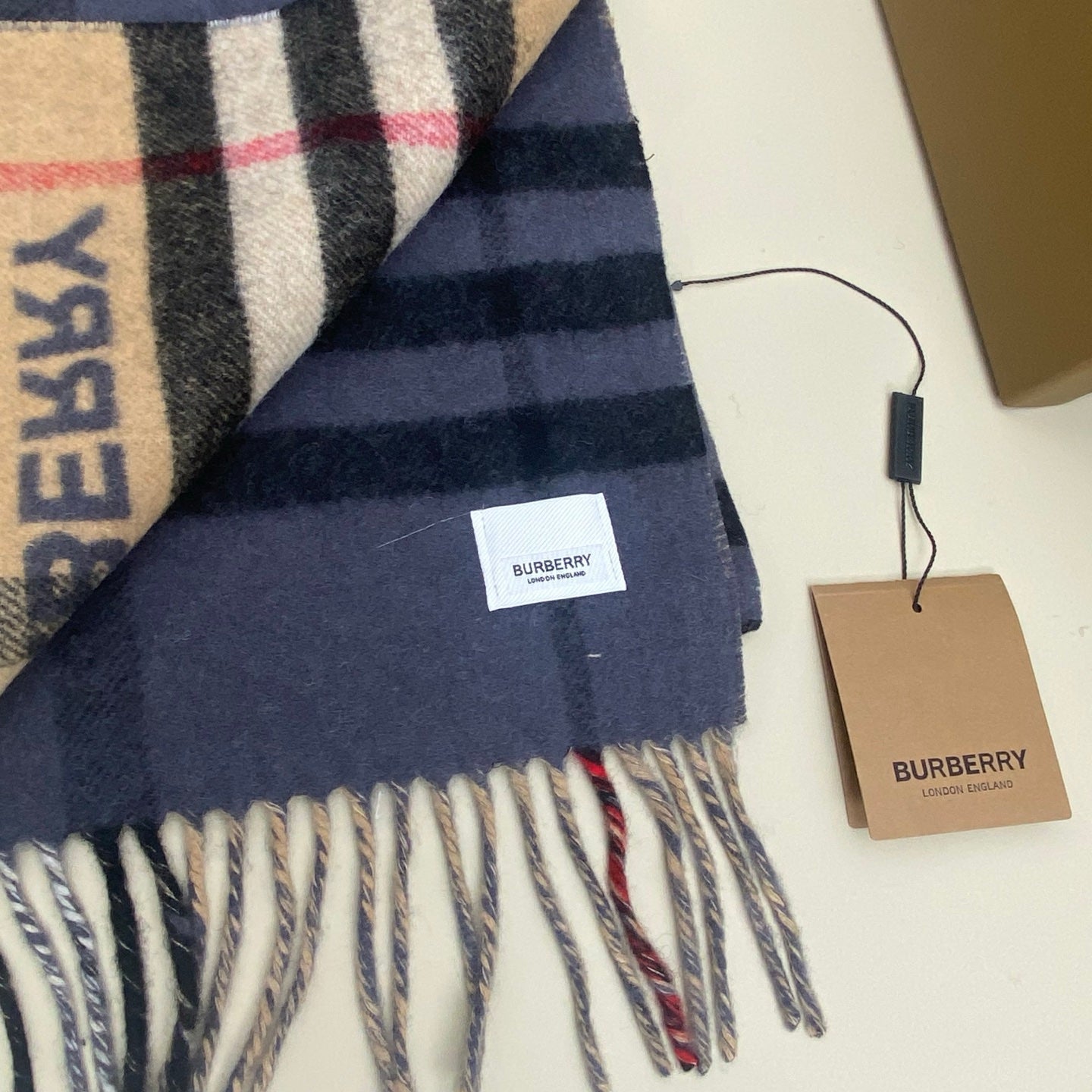 BURBERRY 25S SCARF 168 CM IN CASHMERE 935608