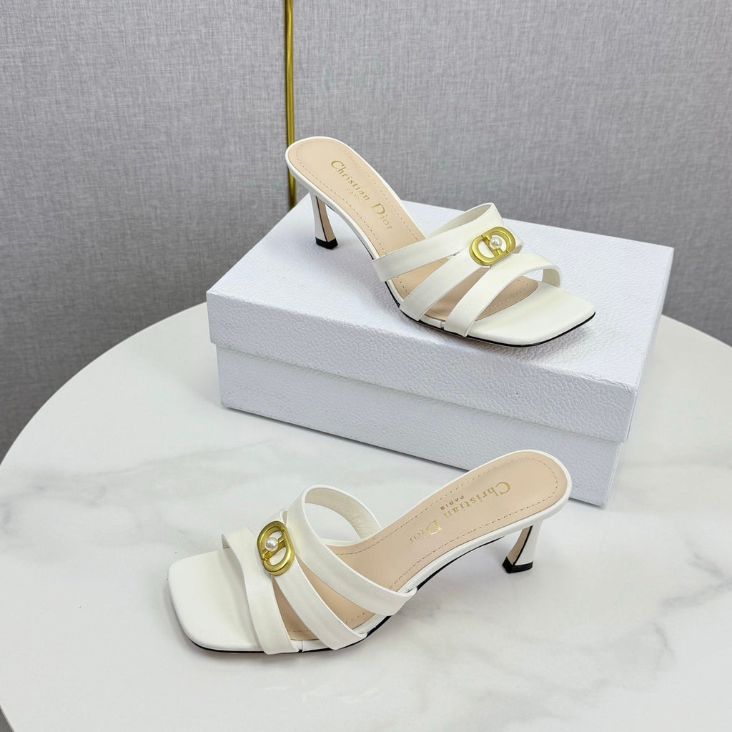 DIOR 26S 30 MONTAIGNE HIGH-HEELED IN WHITE CALFSKIN GOLD HARDWARE