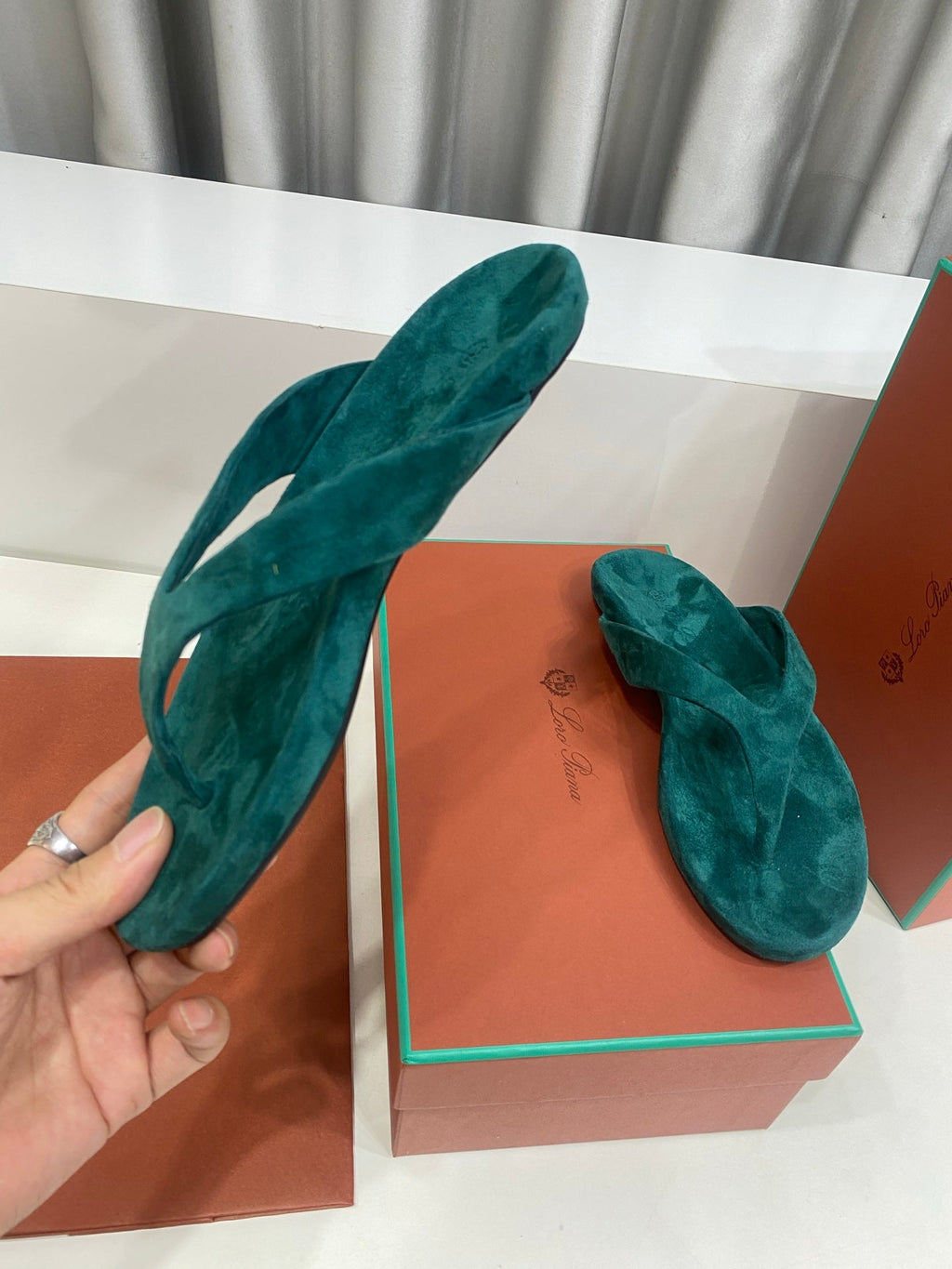 LP 26S THONG SANDALS IN DEEP TEAL GREEN SUEDE