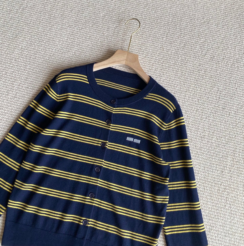 MIUMIU CARDIGAN STYLE 129