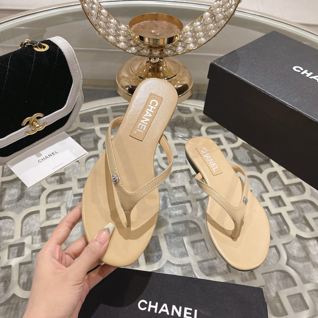Double CC Flip  Flop Thongs Beige Cream Sheepskin
