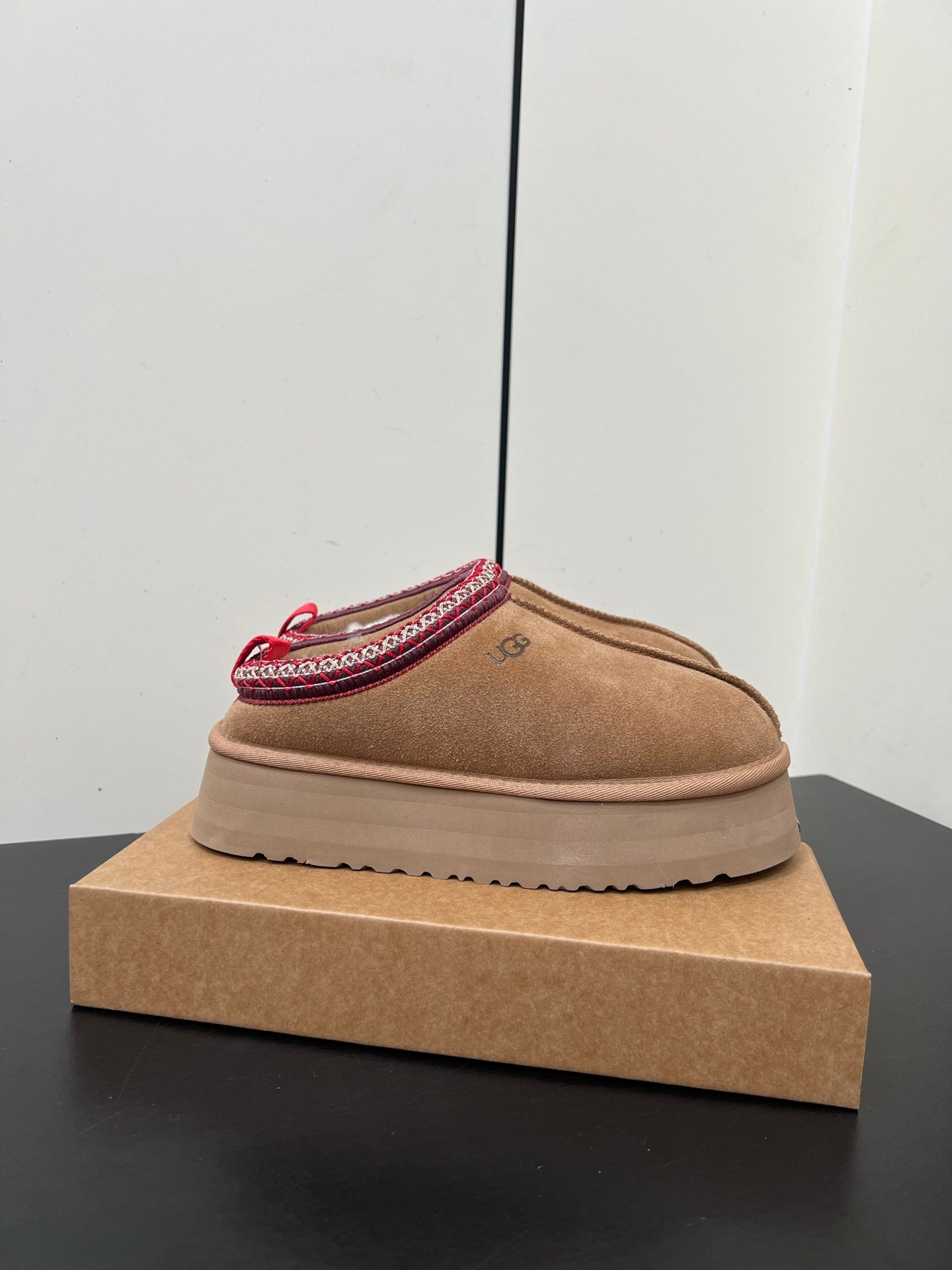 TAZZ PLATFORM SLIPPERS IN TAN BROWN SUEDE