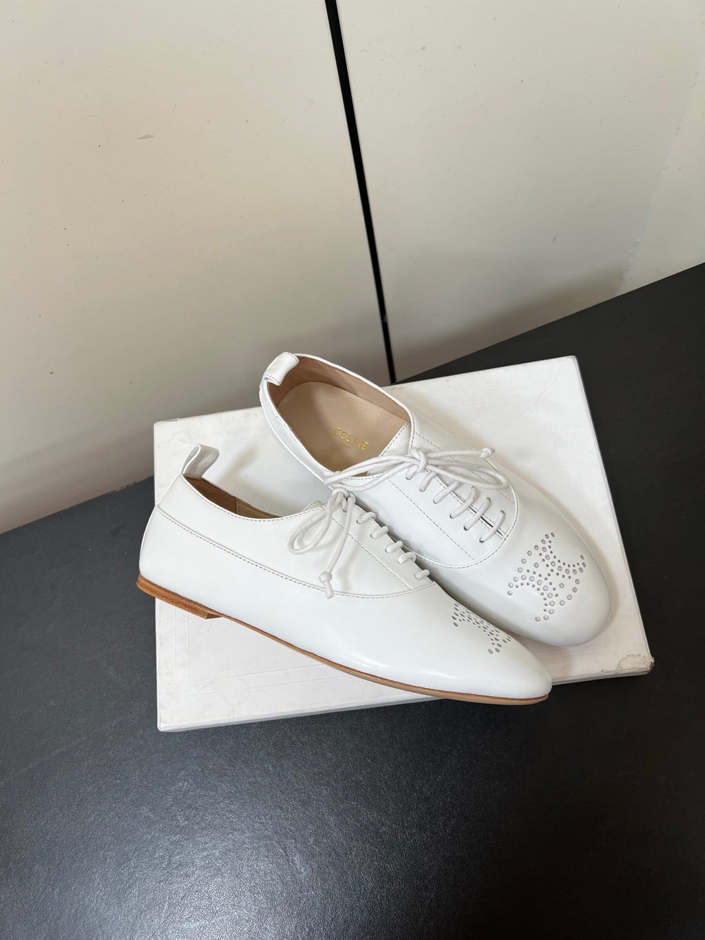 CELINE 26S MINIMAL LACE-UP SHOES IN WHITE CALFSKIN