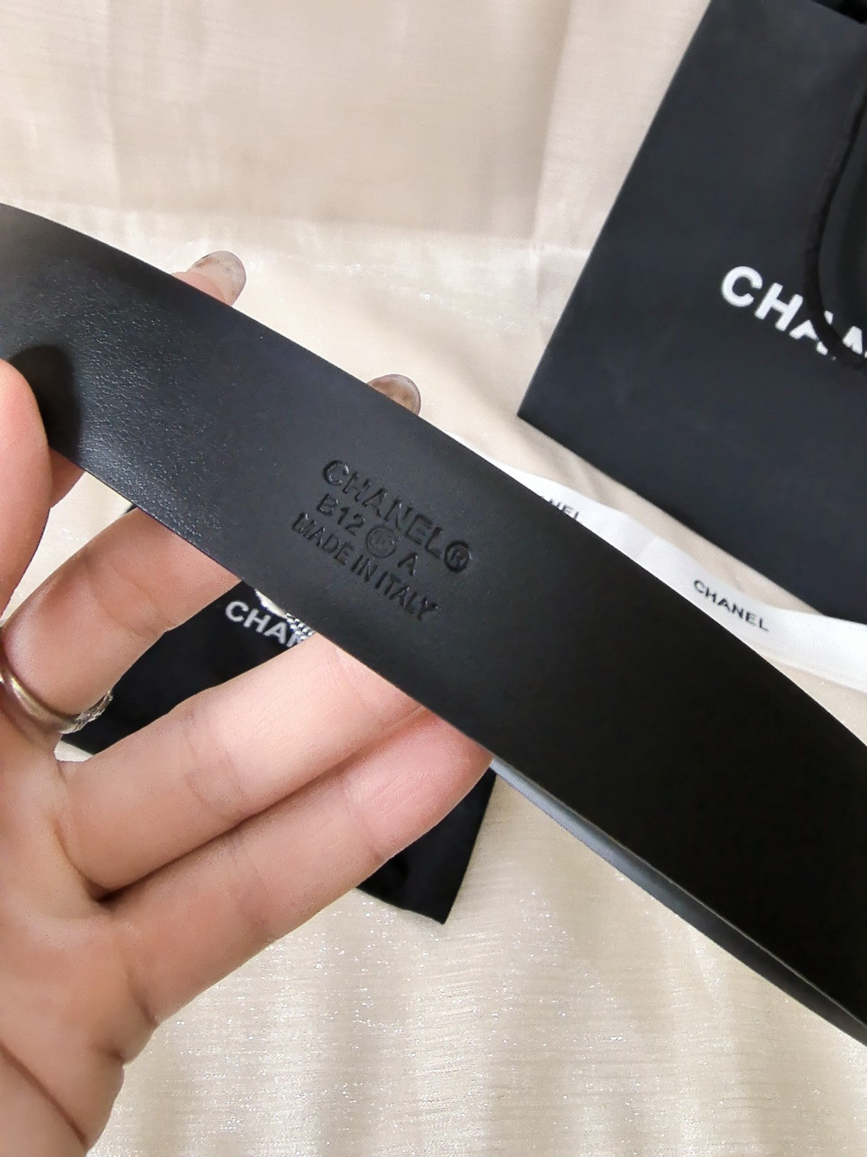 DOUBLE C BELT 30MM IN BLACK CALFSKIN SILVER CHAIN BUCKLE