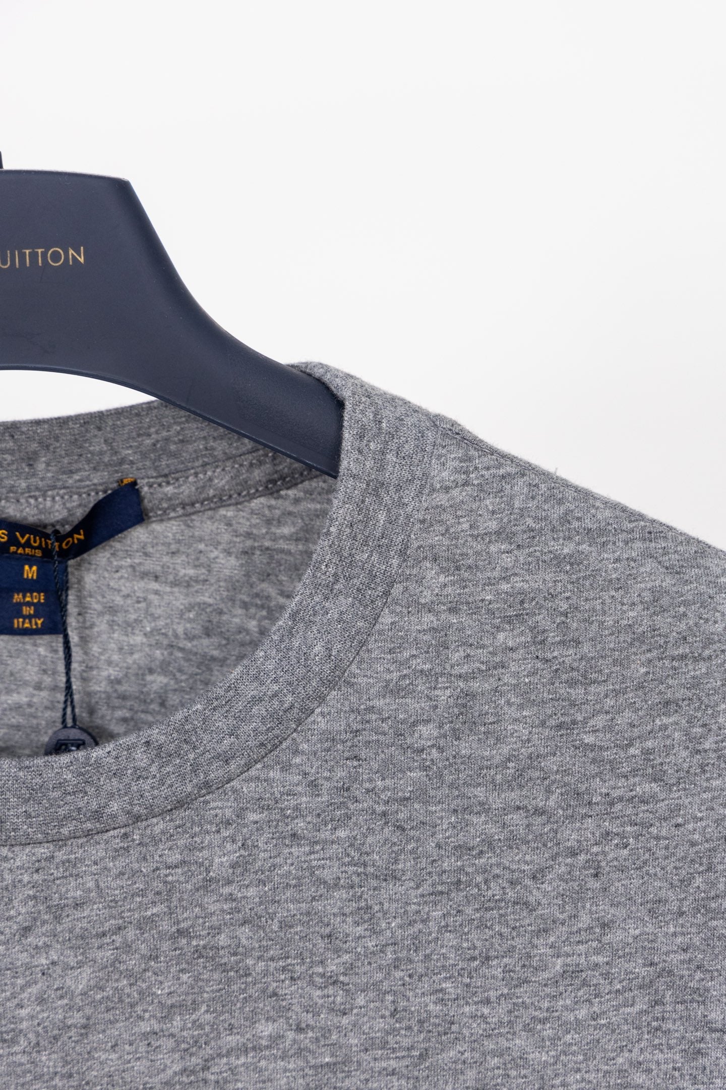 LV 26S T-SHIRT STYLE 243