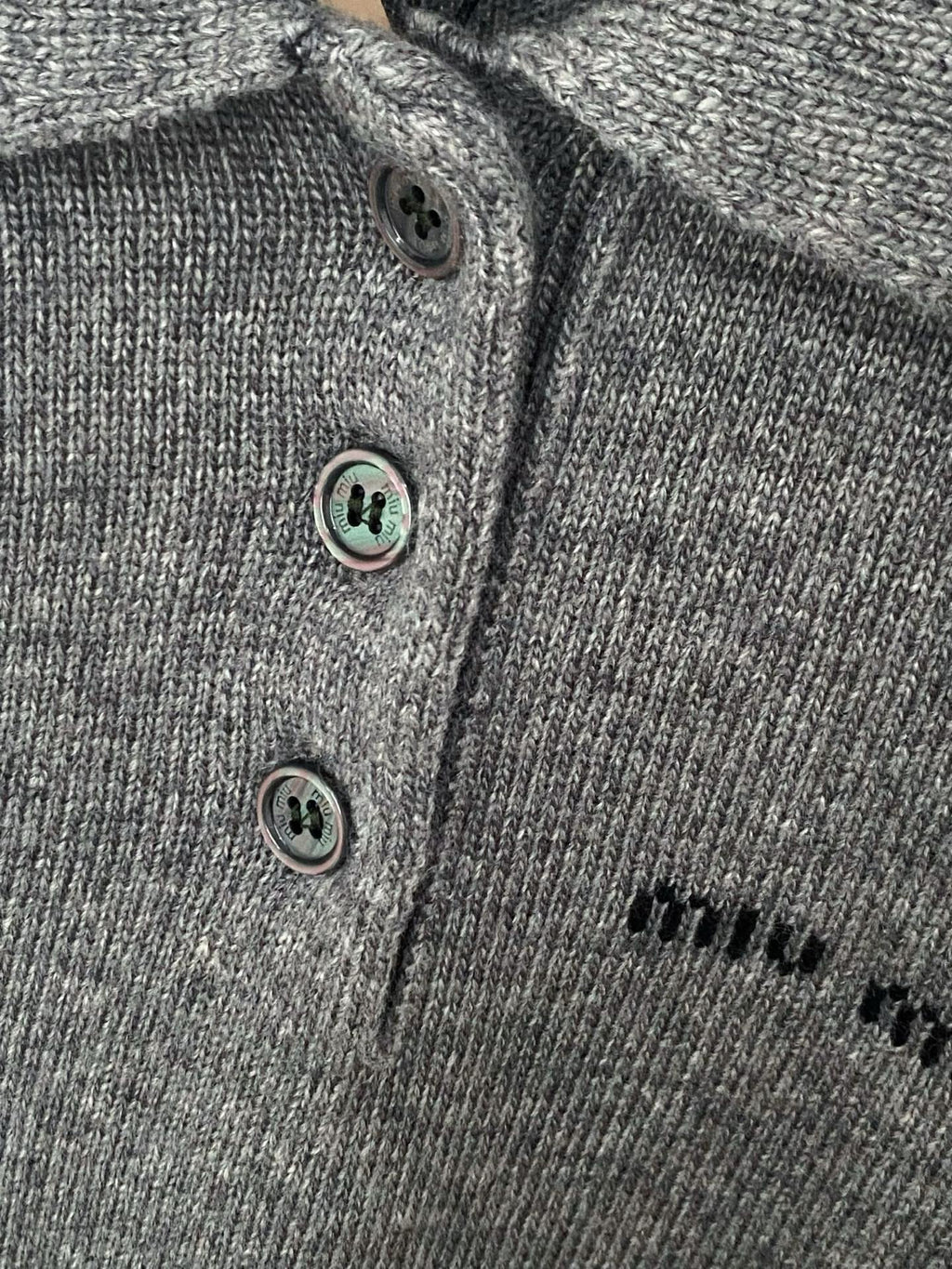 MIUMIU SWEATER STYLE 153