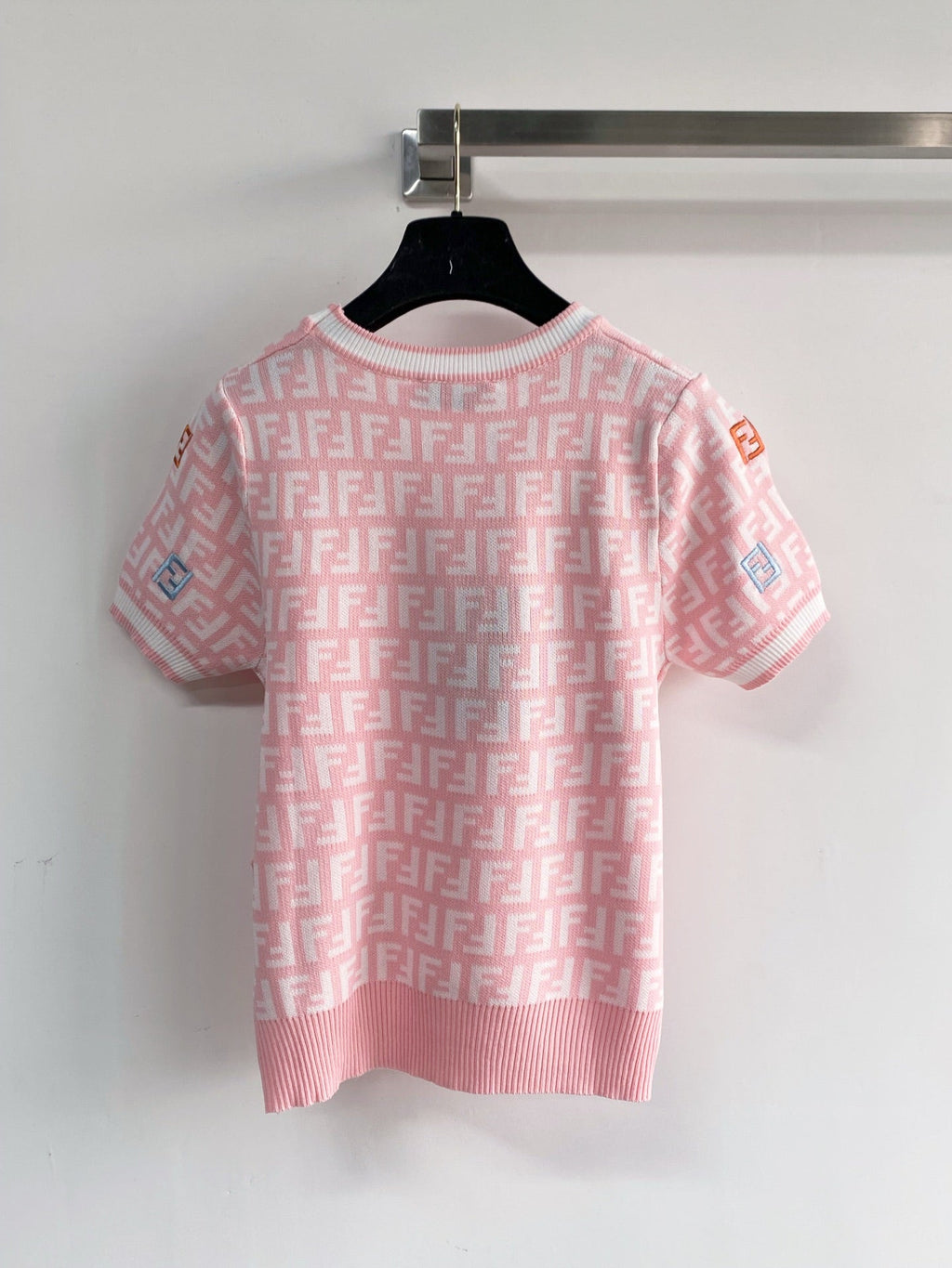 FENDI 26S SHORT SLEEVE KNIT TOP 162