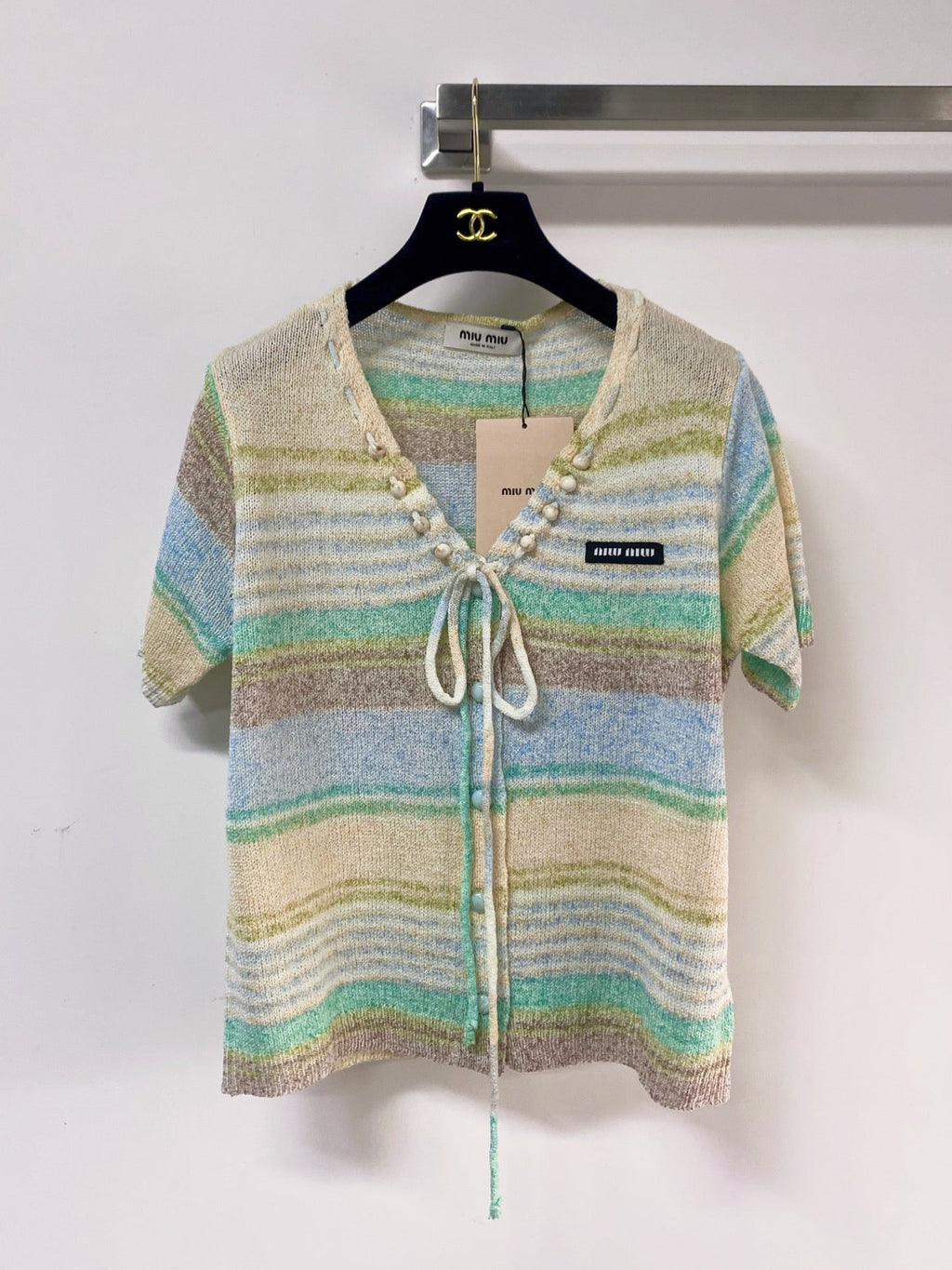 MIUMIU 26S SHORT-SLEEVED SWEATER STYLE 1130