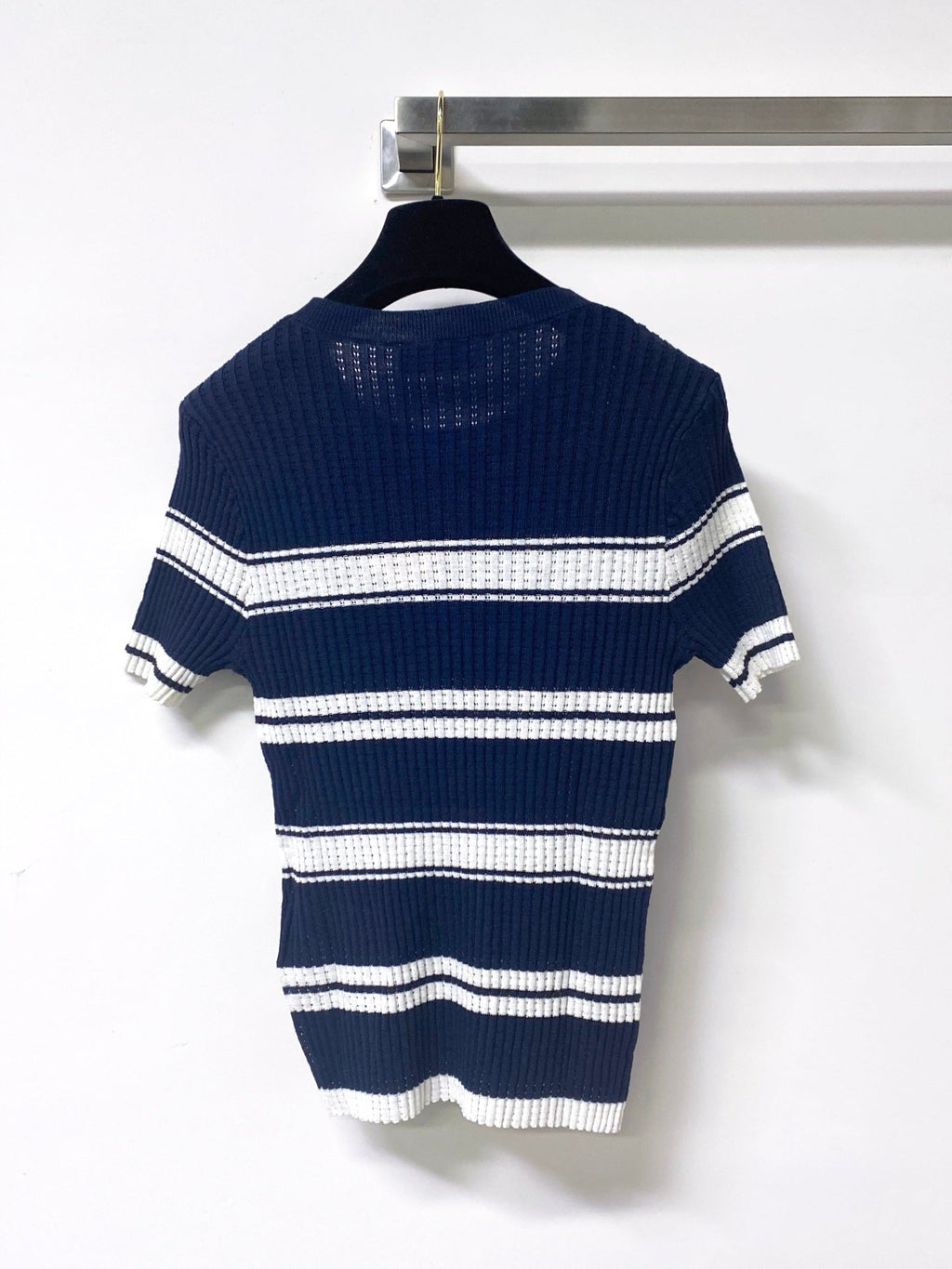 MIUMIU 26S SHORT-SLEEVED SWEATER STYLE 1058