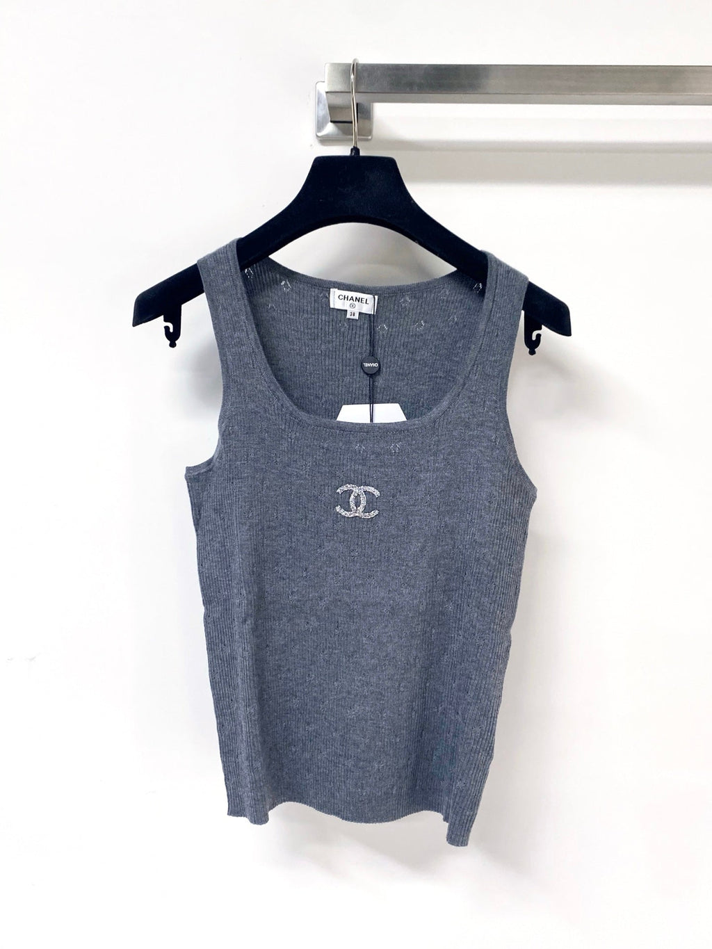 CHANEL 26S KNITTED SLEEVELESS TOP STYLE 1174