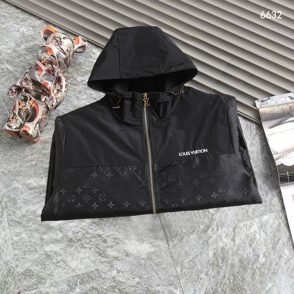 LV BLACK HOODED JACKET 239167