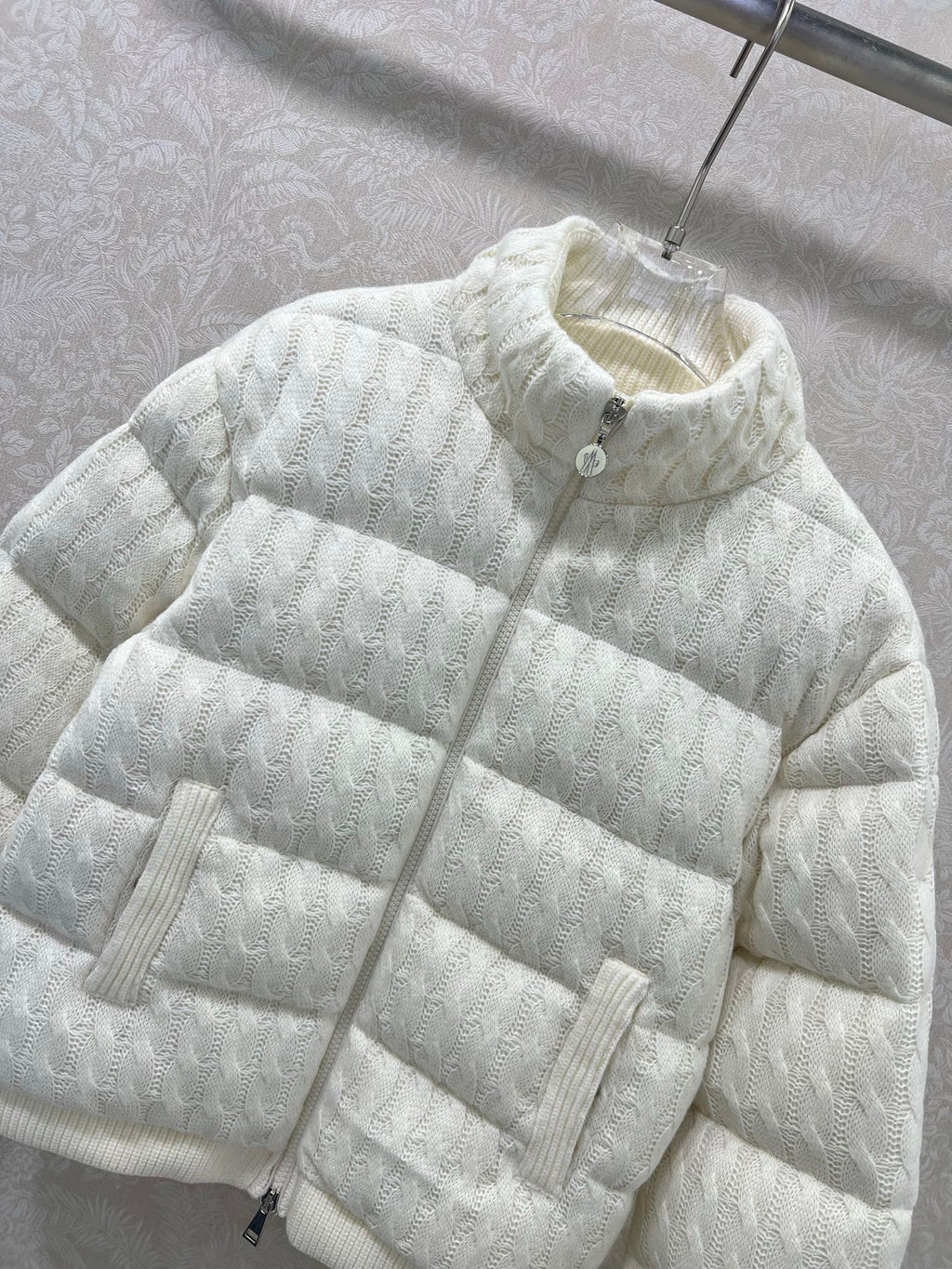 MONCLER 25S JACKET IN WHITE 095