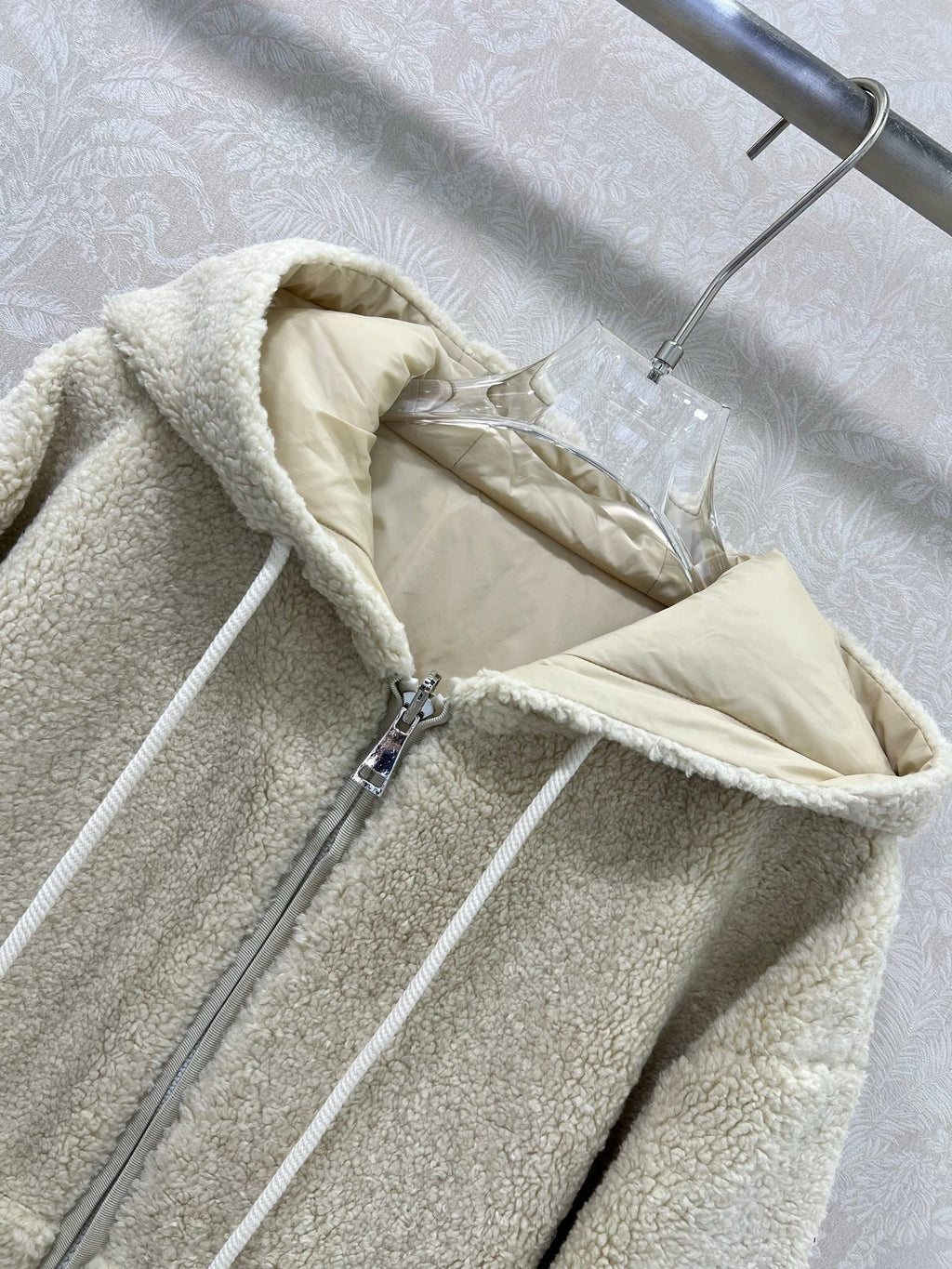 MONCLER 25S SHEARLING JACKET 302801