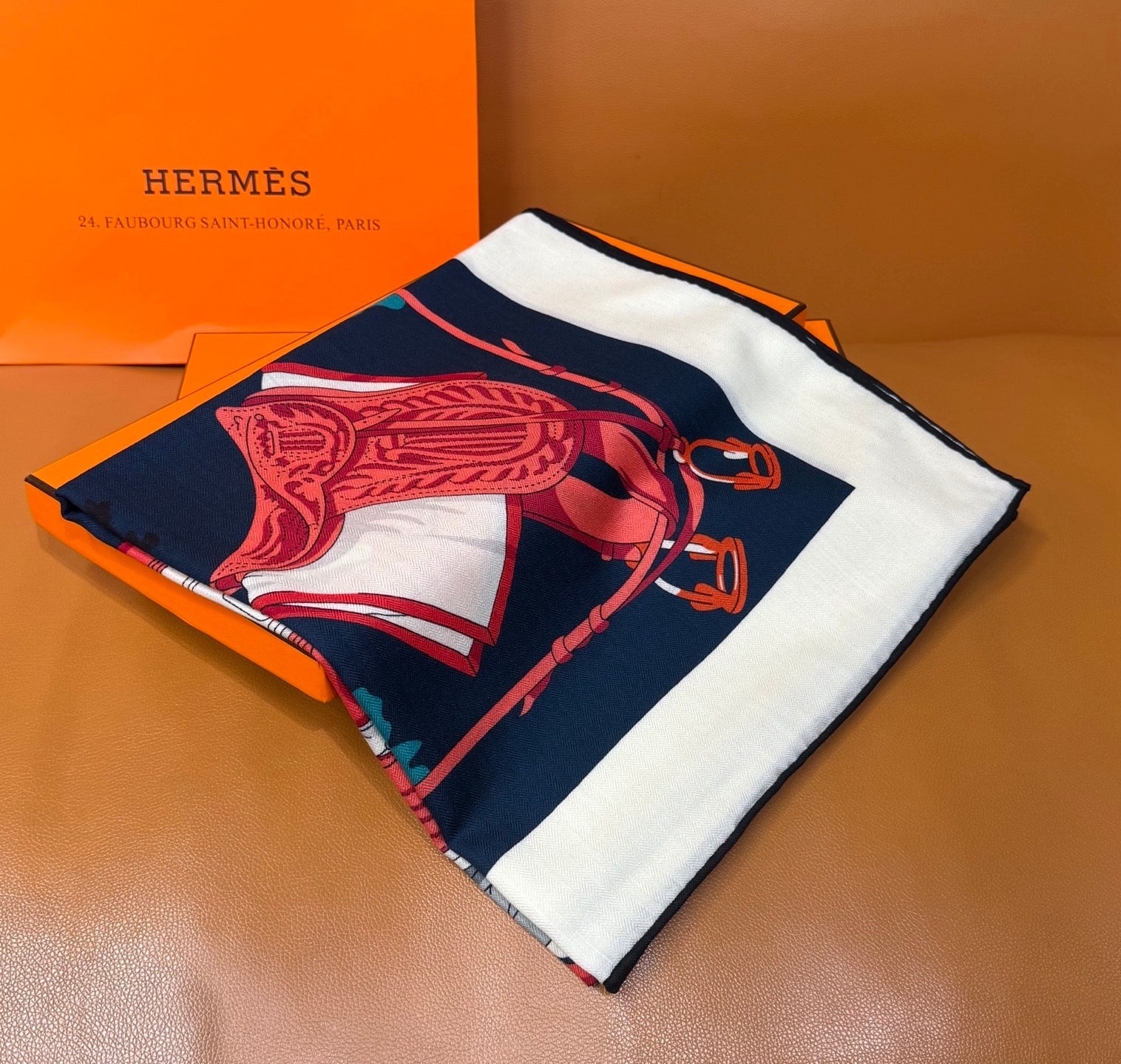 HERMES 26S SCARF 140 IN CASHMERE AND SILK 305964