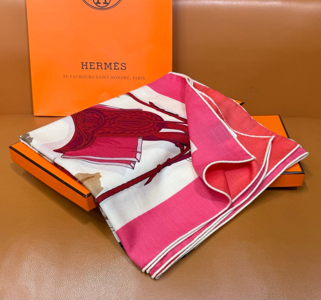 HERMES 26S SCARF 140 IN CASHMERE AND SILK 305966