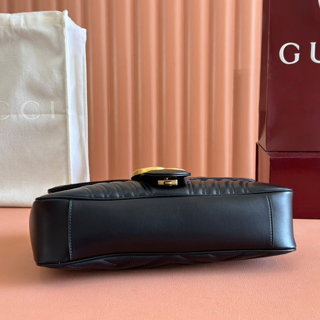 MARMONT SHOULDER BAG 31 IN BLACK CALFSKIN GOLD CHAIN