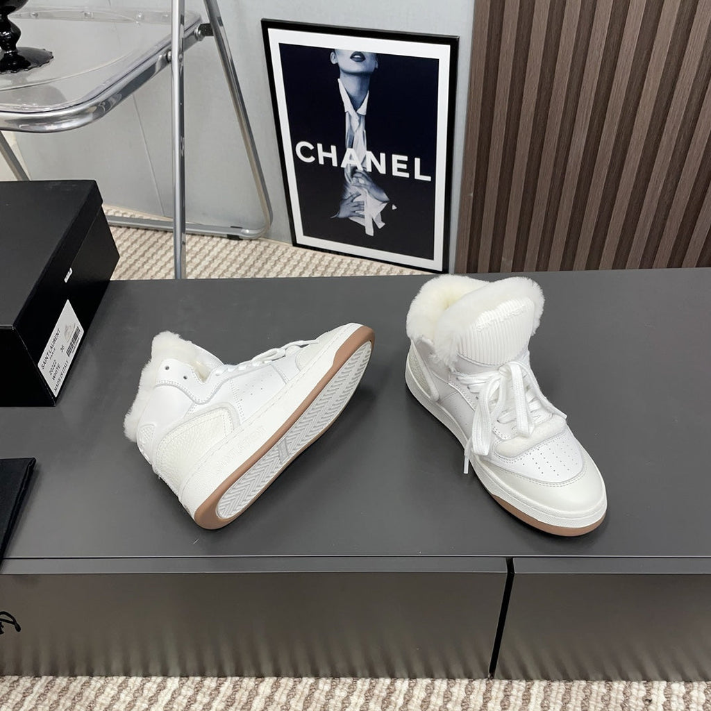HIGH-TOP SNEAKERS IN WHITE CALFSKIN WITH FLEECE LINING
