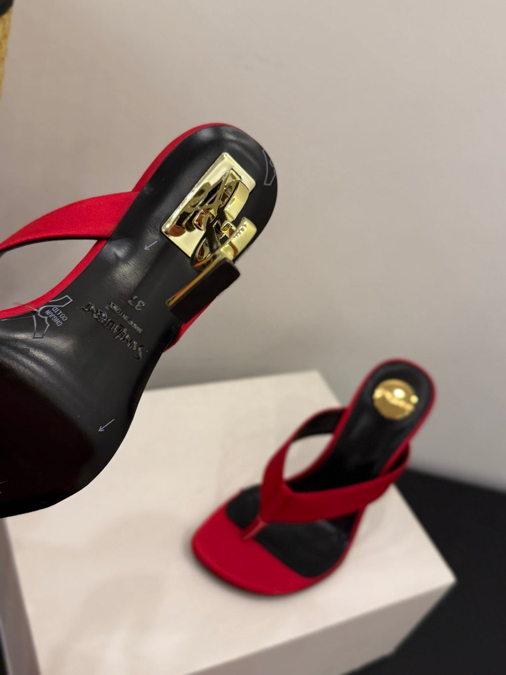 YSL 26S TOE-POST HIGH HEEL SANDALS IN RED SATIN