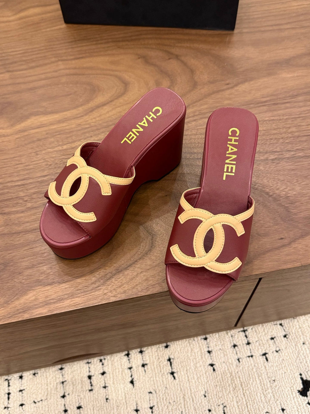 CHANEL 26S WEDGE SANDALS 95 MM IN DARK RED CALFSKIN