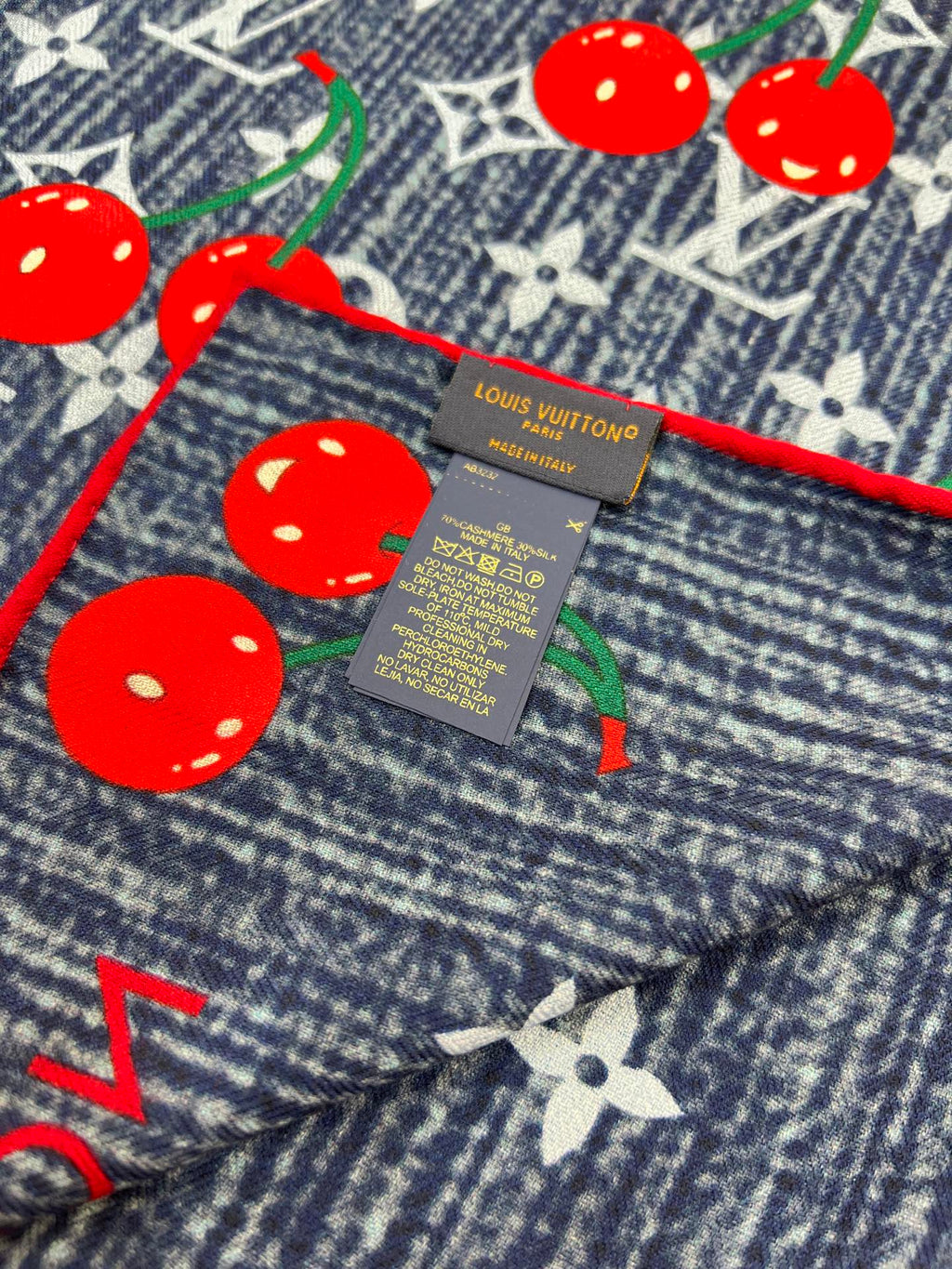 LV SCARF 135 CM IN WOOL MIX SILK 735872